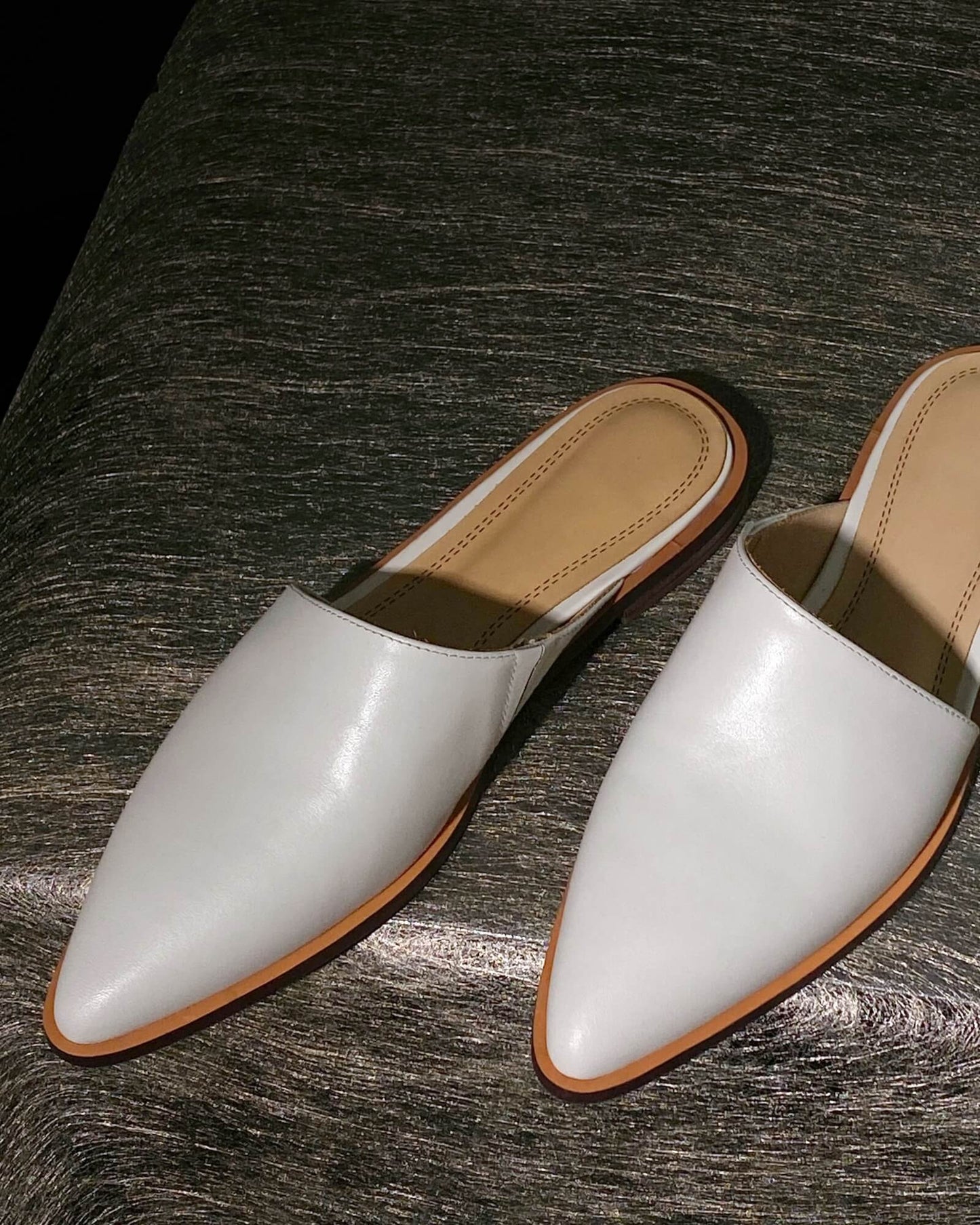 310 - Mules de cuero