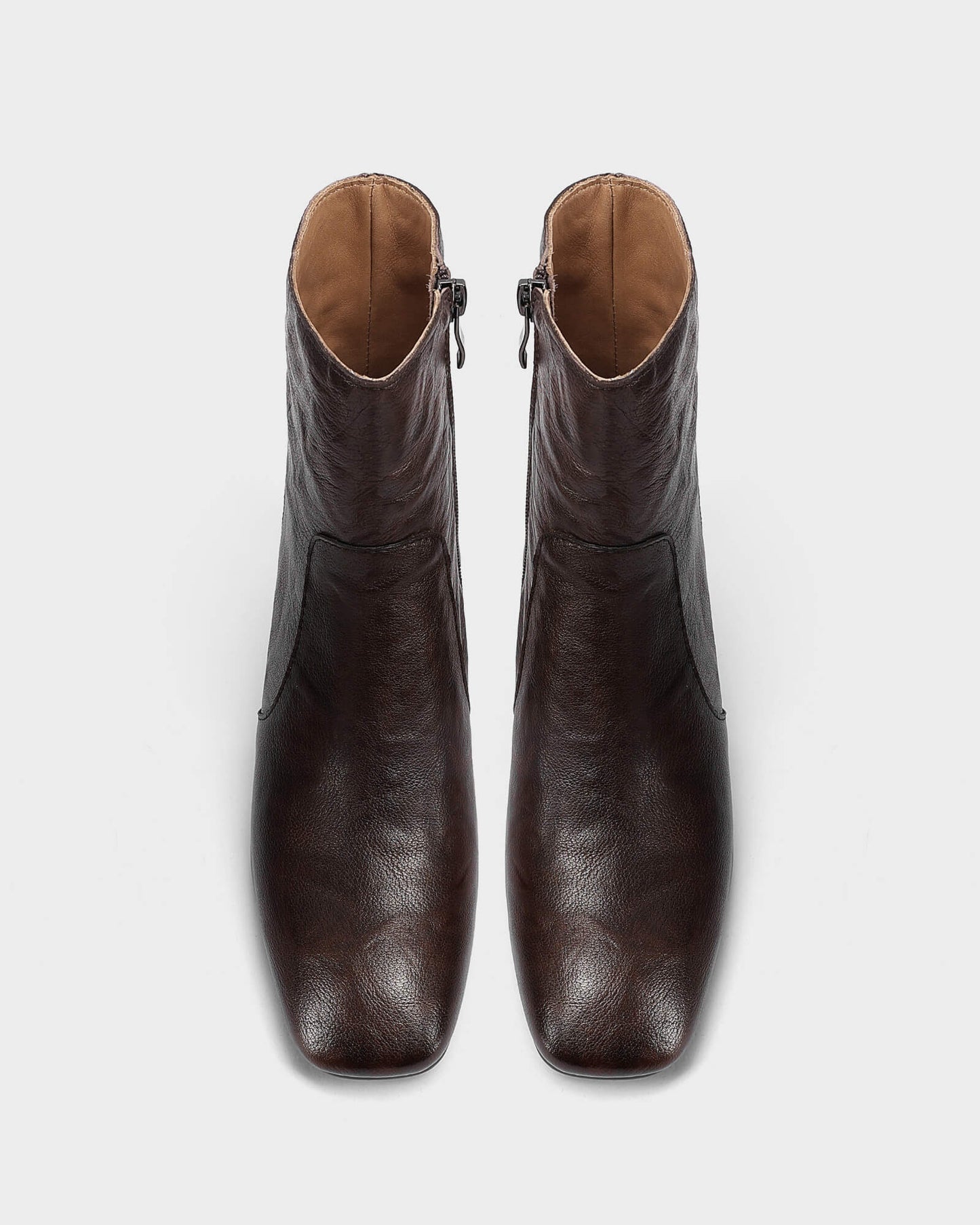 432 - Bottes à bout carré