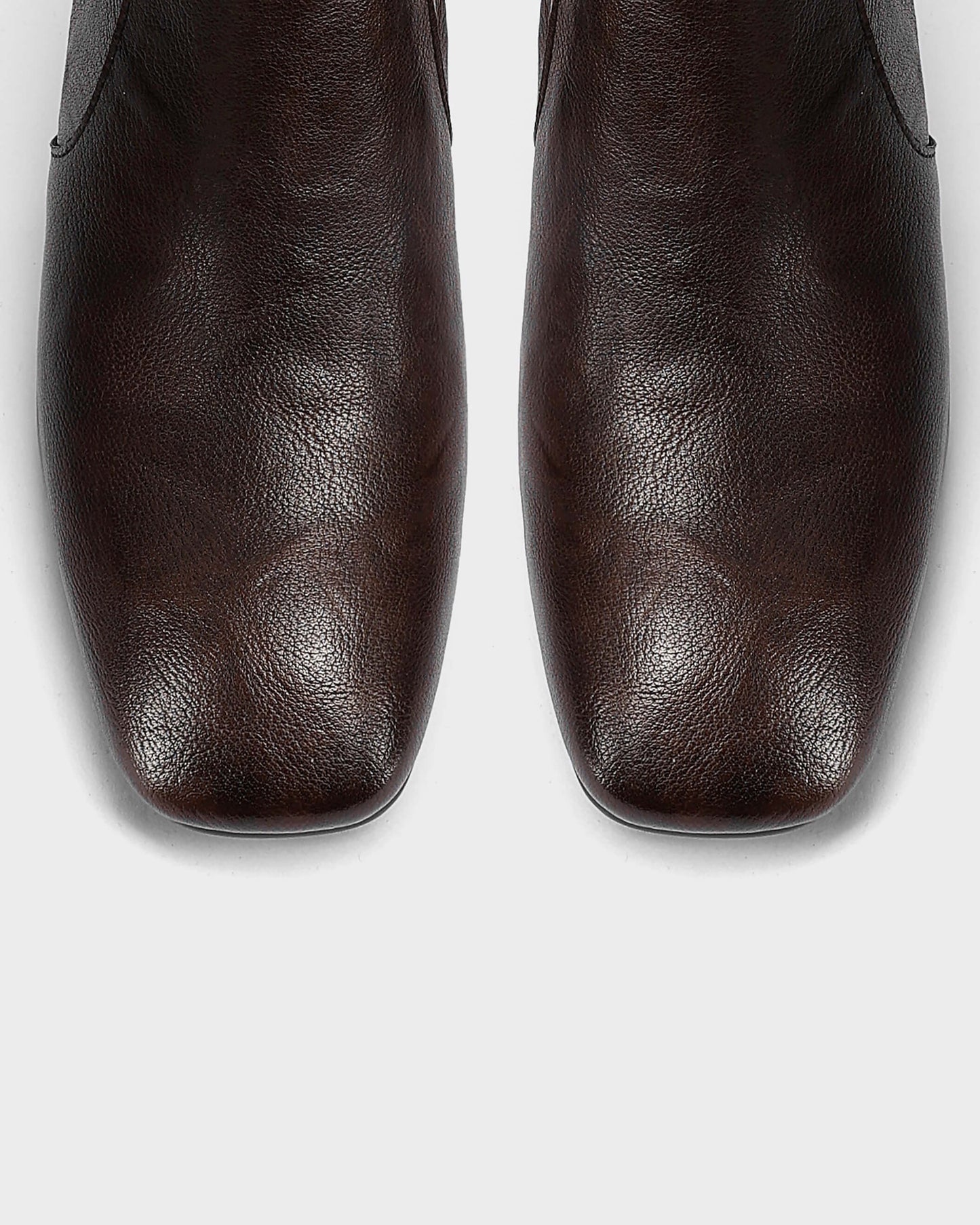432 - Bottes à bout carré