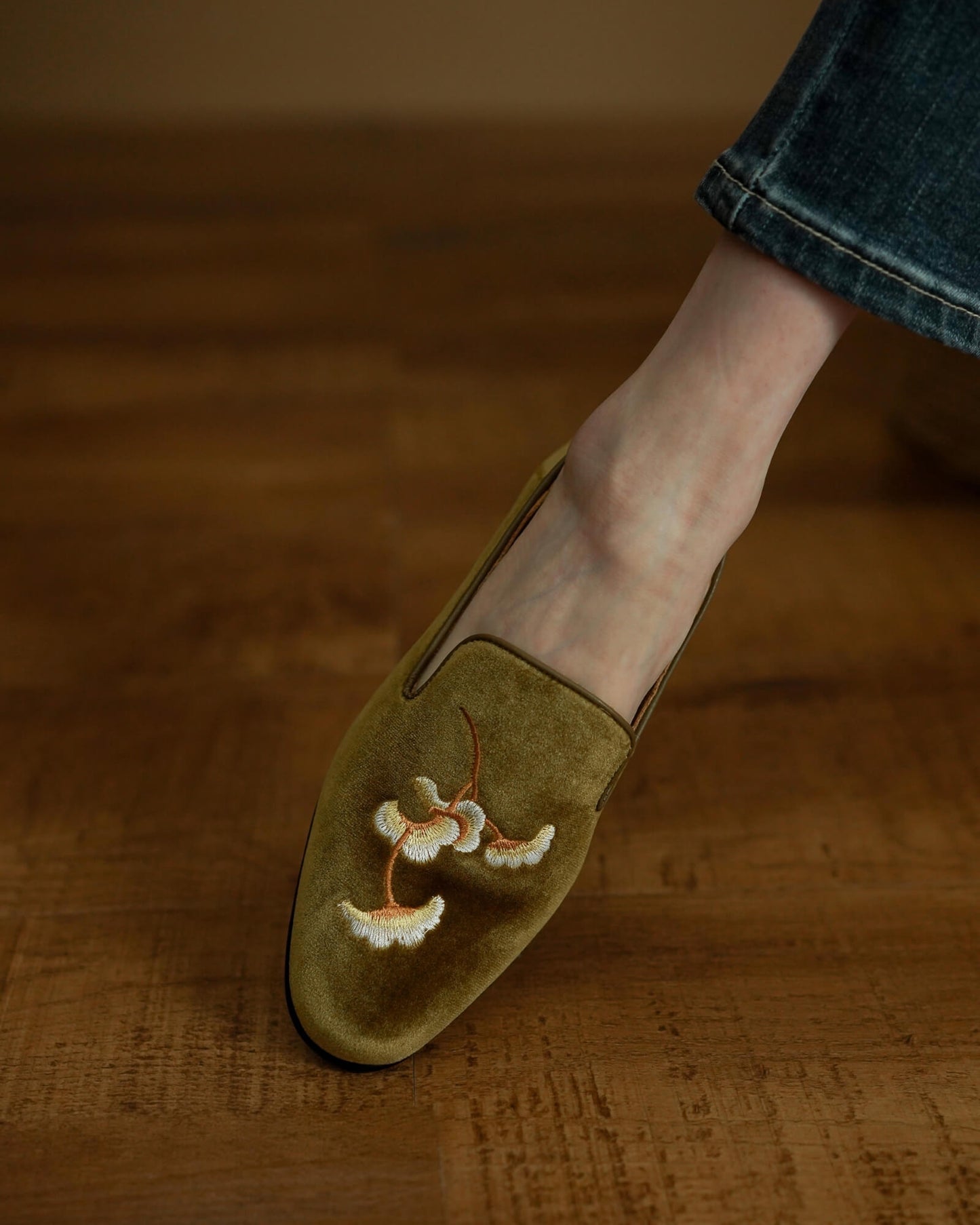 545 - Mocasines Bordados