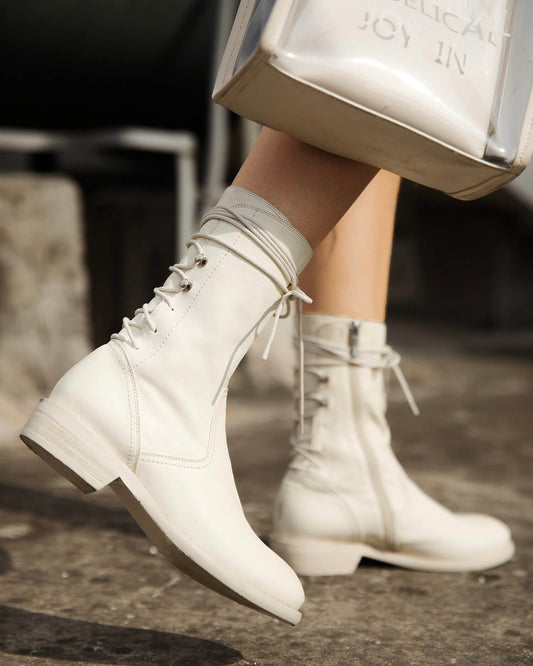 730-horsehide-boots-white-model-1