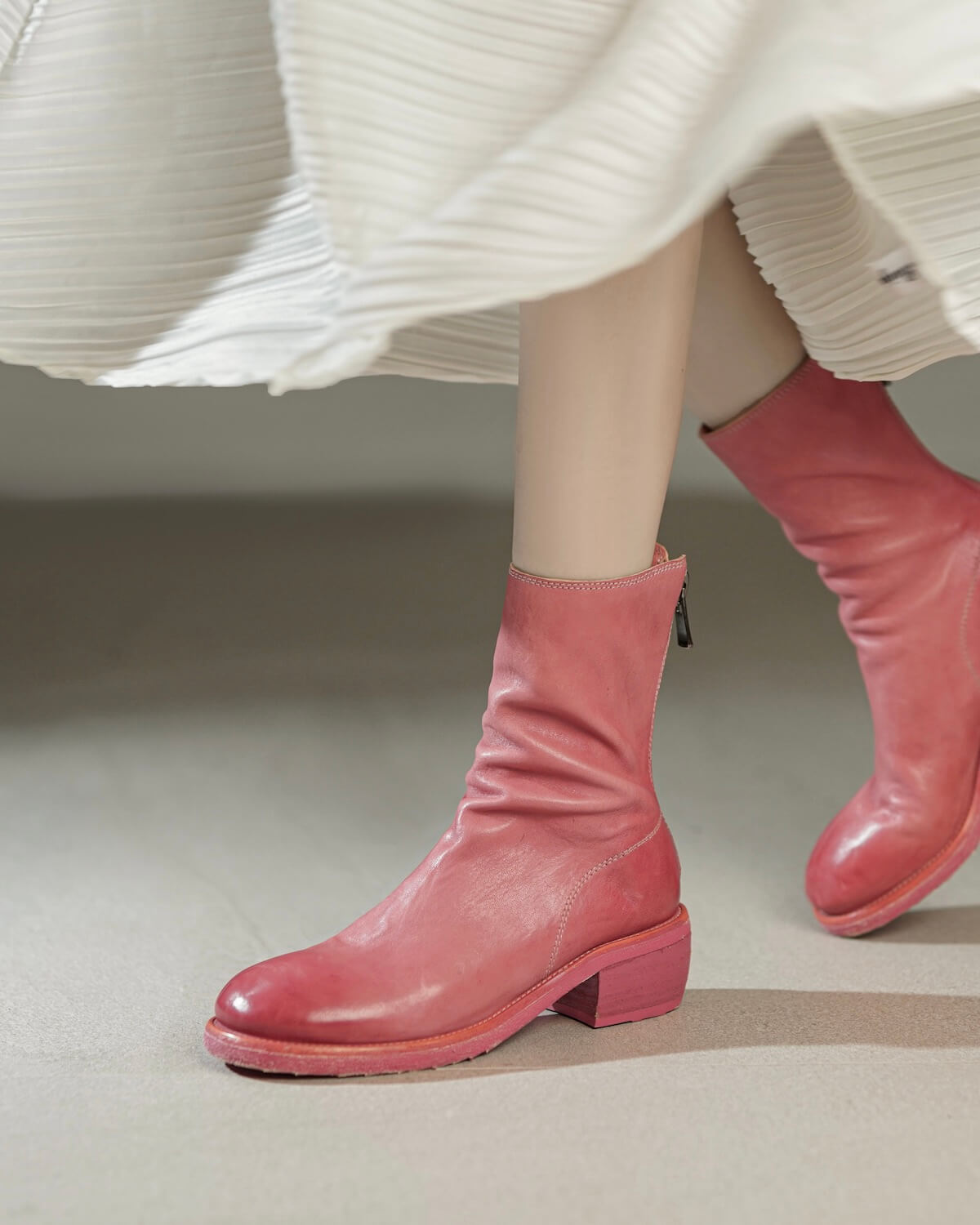 Jorma-horsehide-western-boots-cherry-blossom-model-1