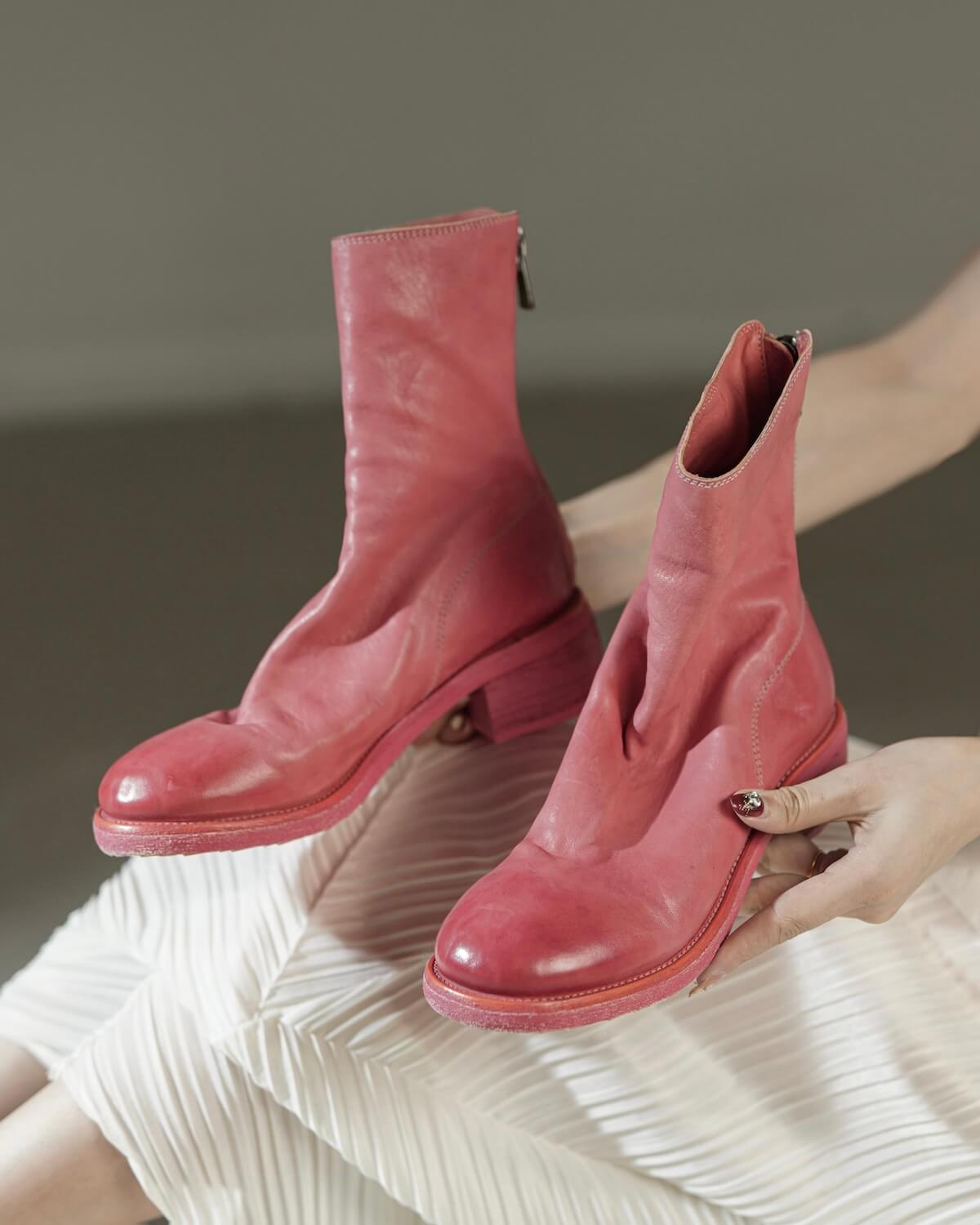 Jorma-horsehide-western-boots-cherry-blossom-model