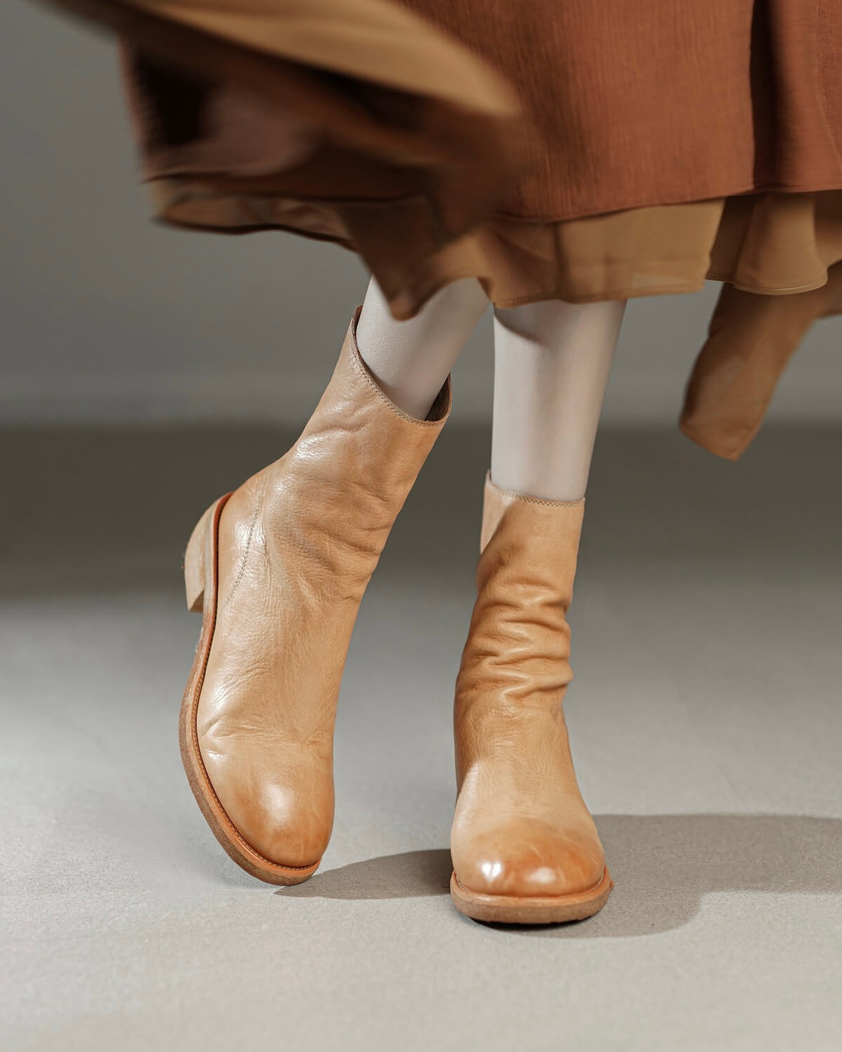Jorma-horsehide-western-boots-tan-model-2