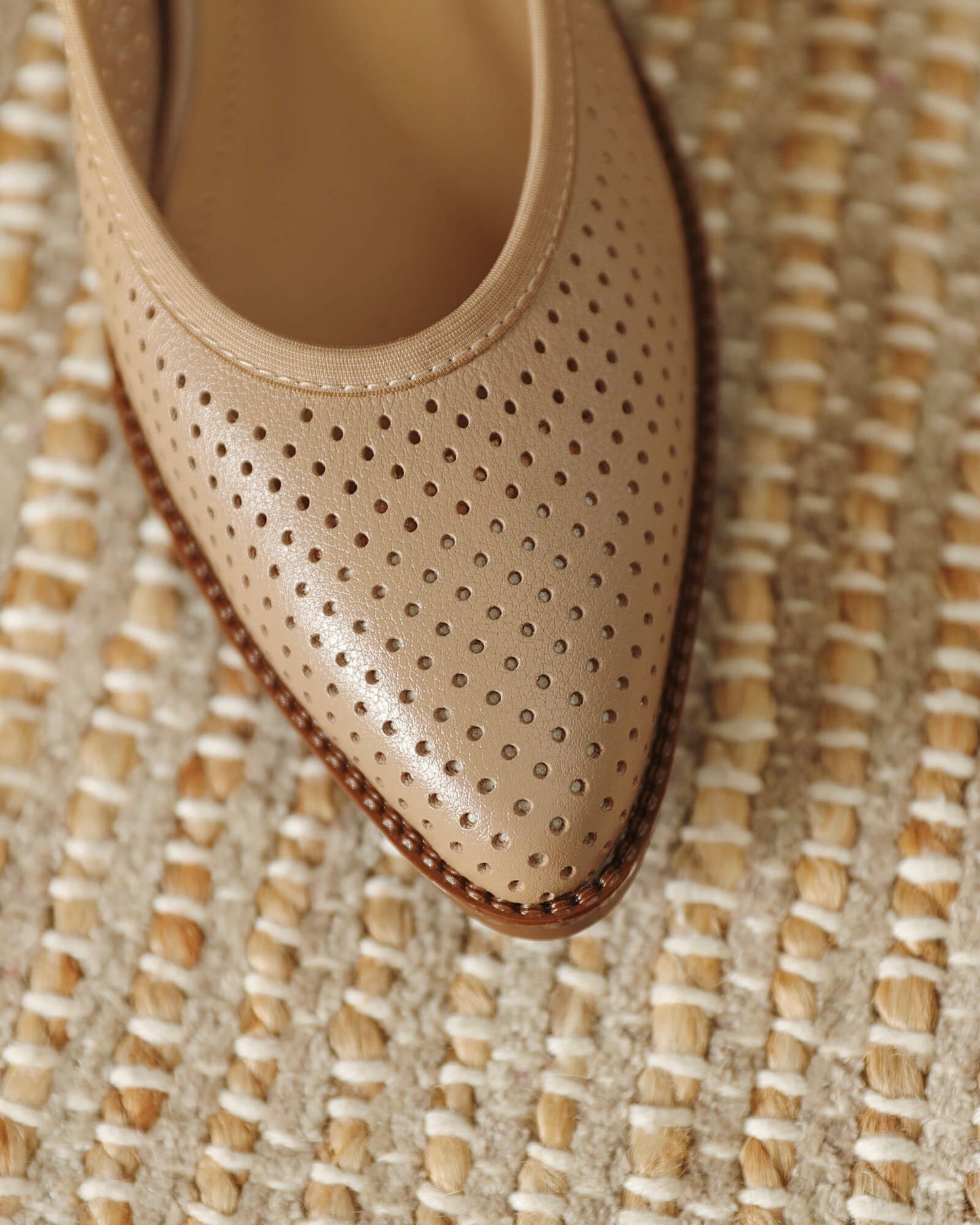 Kina - Perforated Leather Pumps