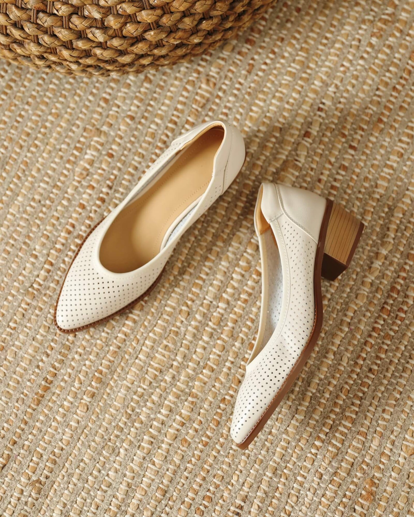 Kina - Perforated Leather Pumps