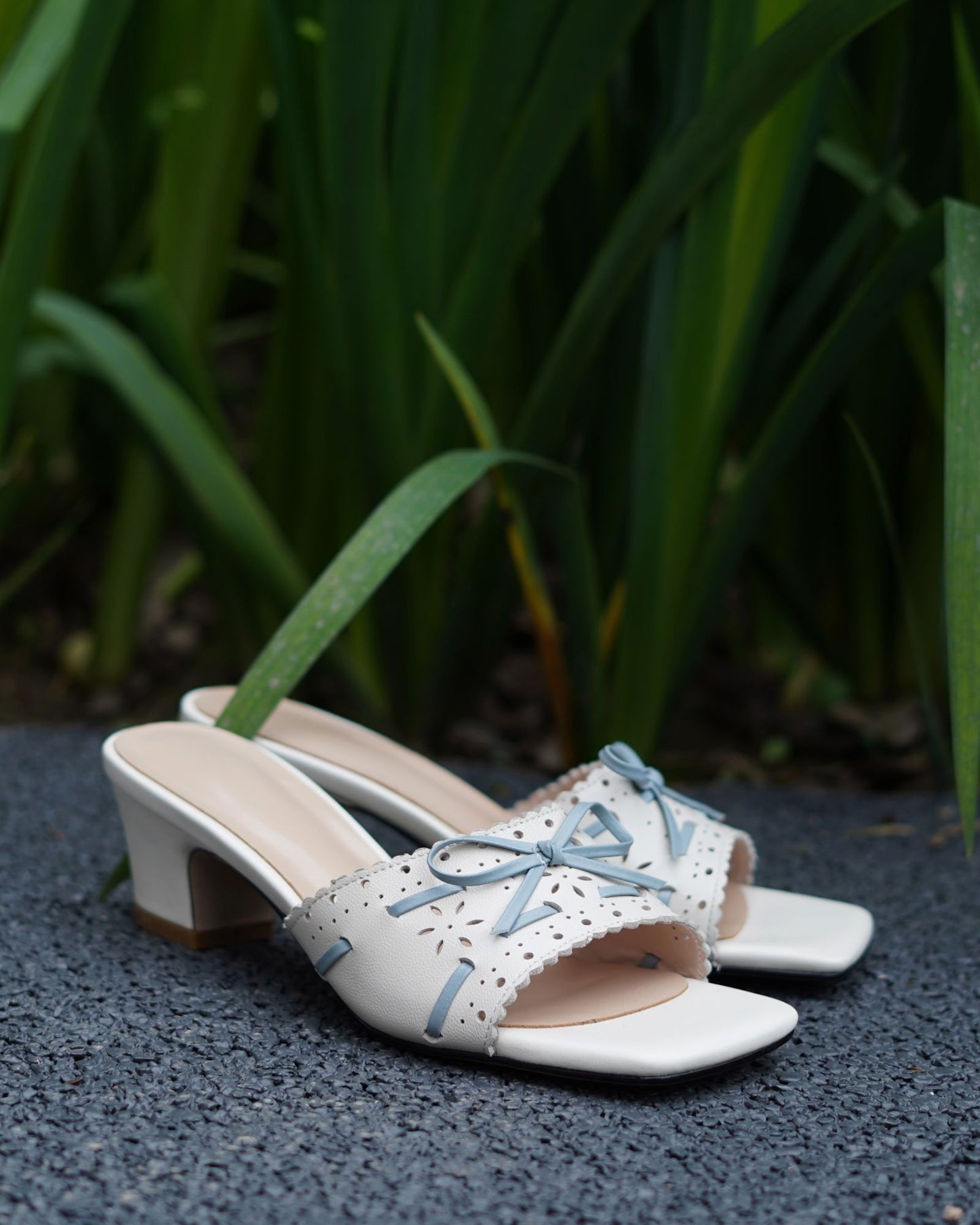 Losa - Perforated Heeled Slides