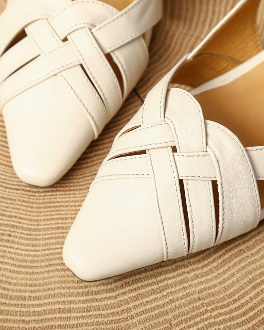 Moda - Sandalias de piel tejida