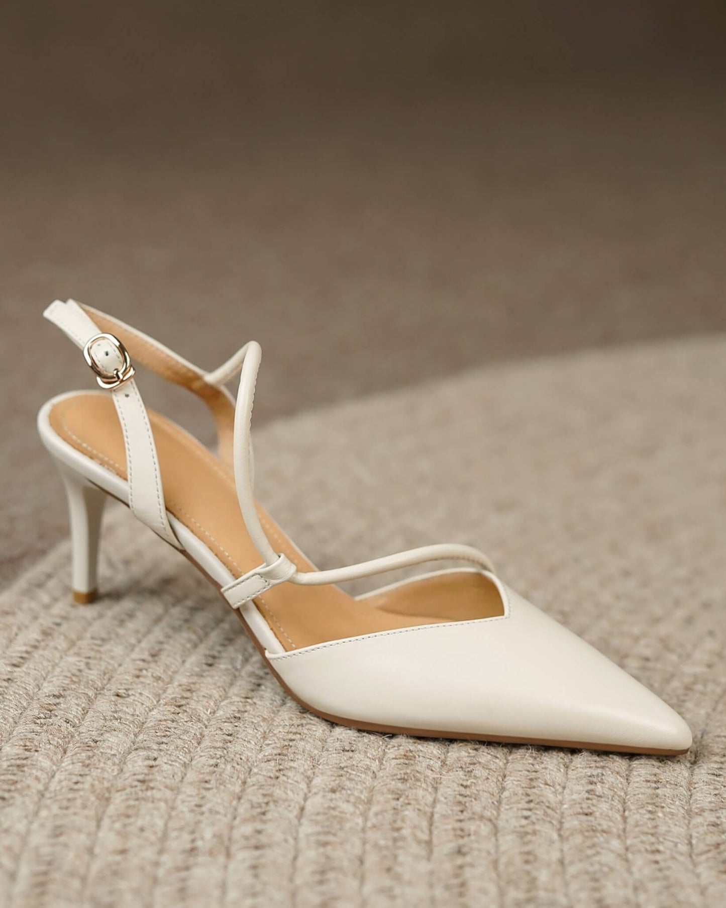 Monto-asymmetrical-strap-pumps-white-2