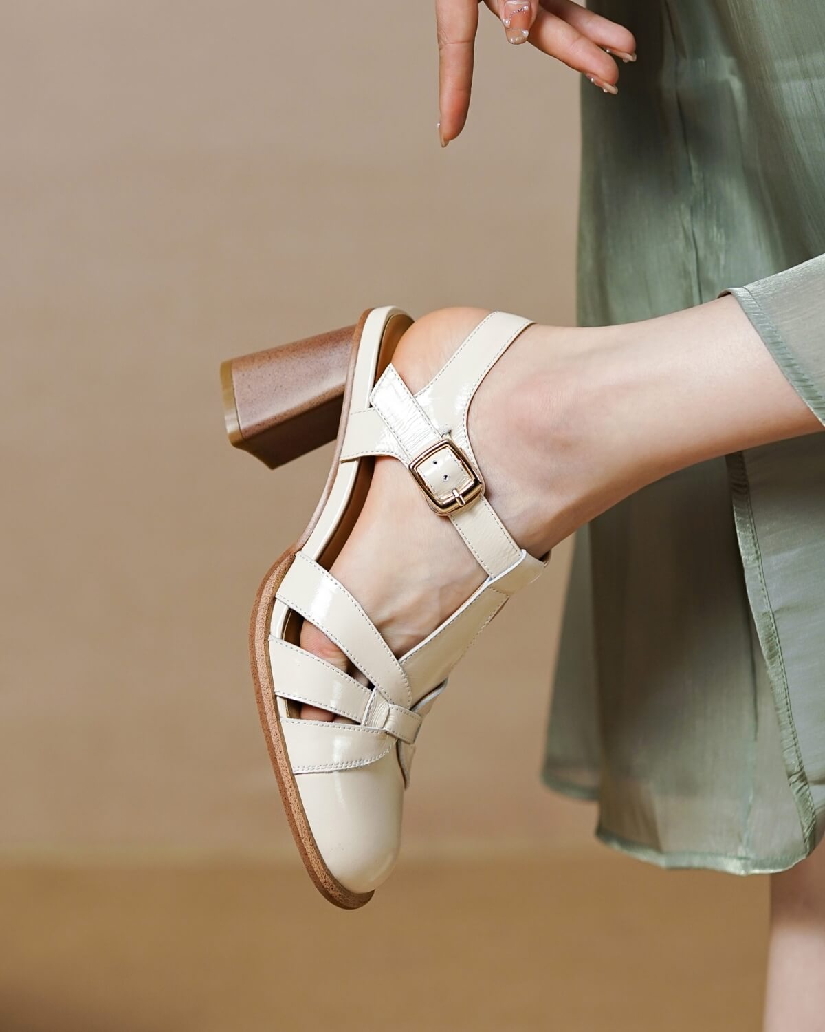 Pensa-heeled-leather-sandals-white-model-1