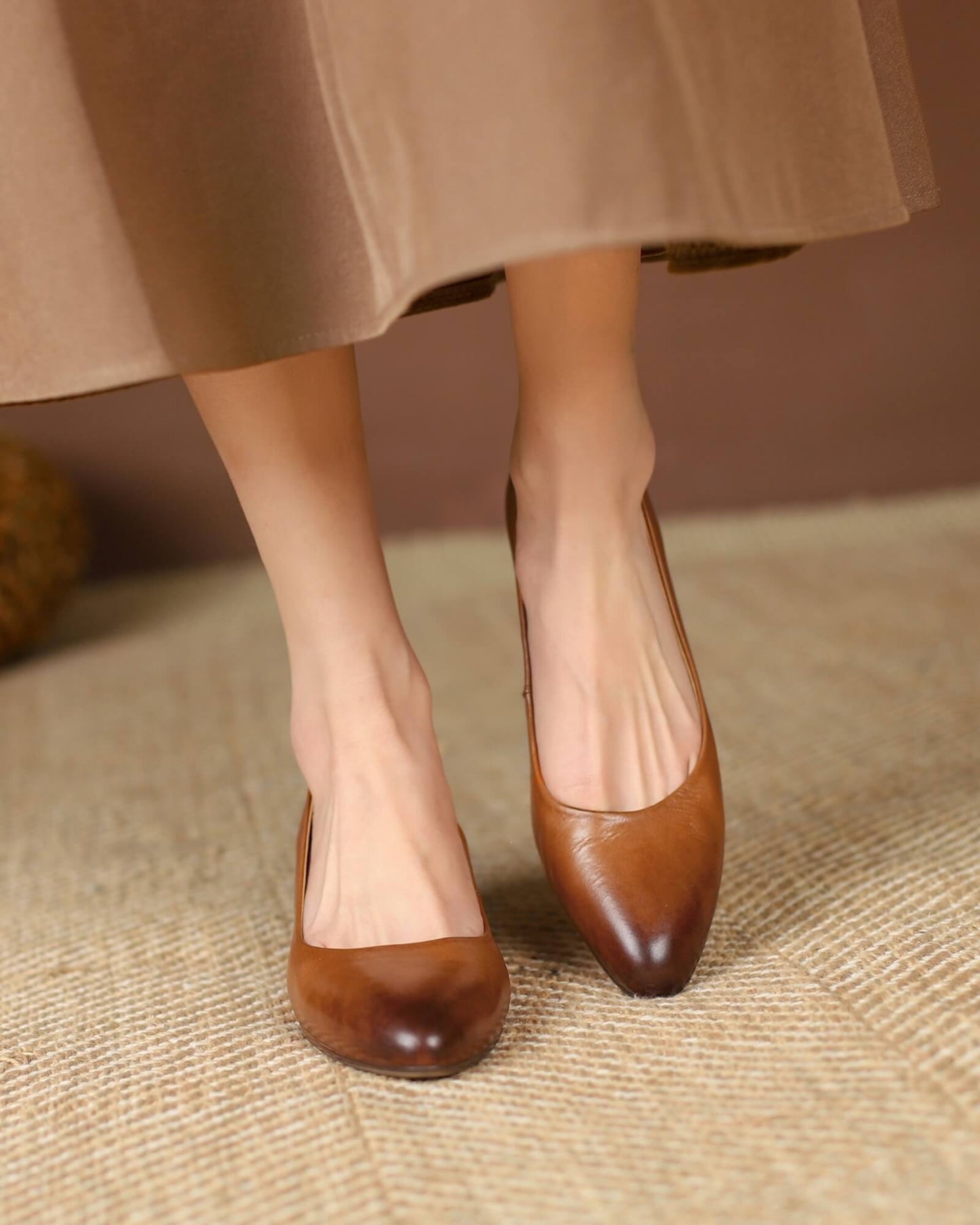 Rapur-leather-pumps-brown-model