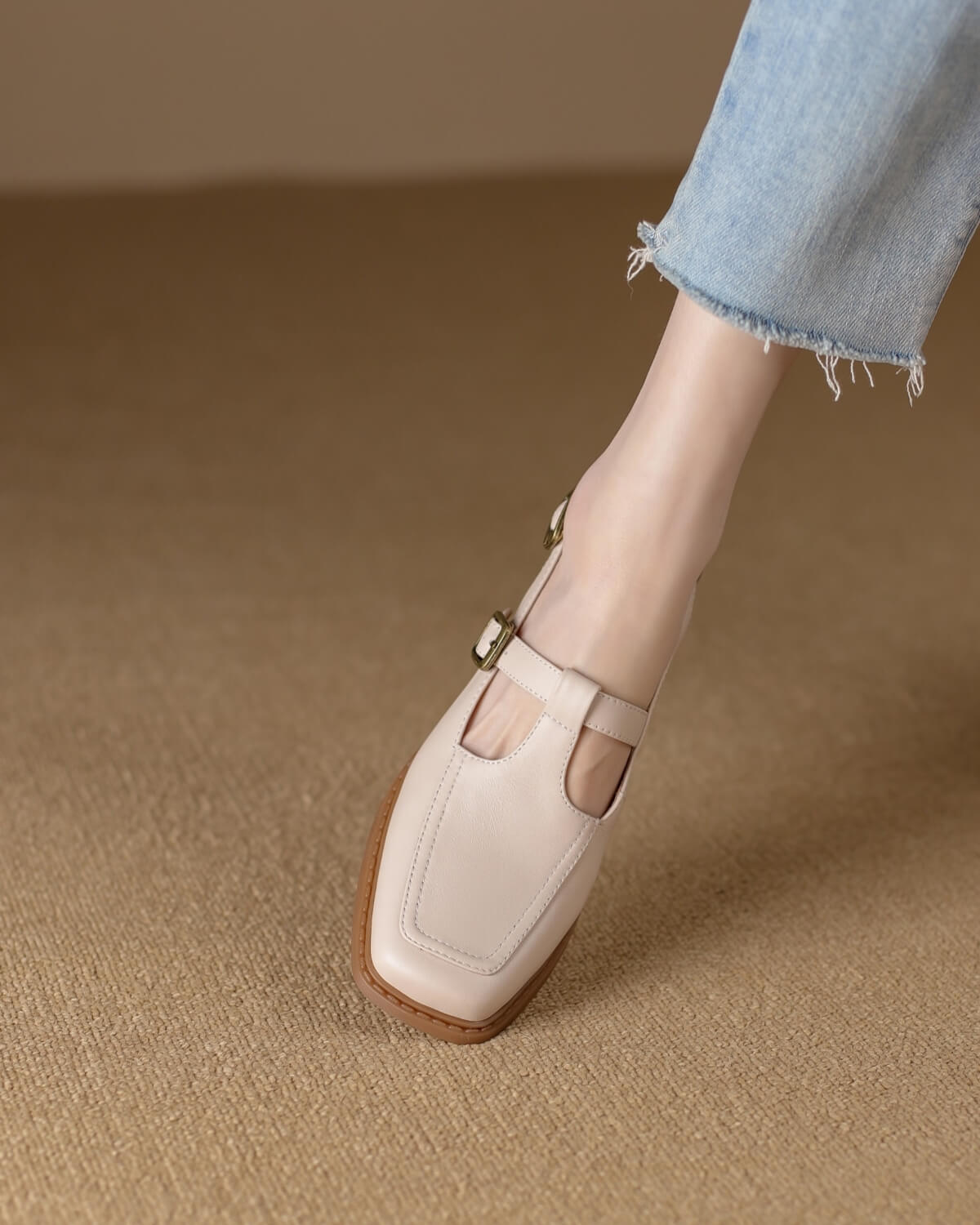 bany-slingback-leather-loafers-white-model-2