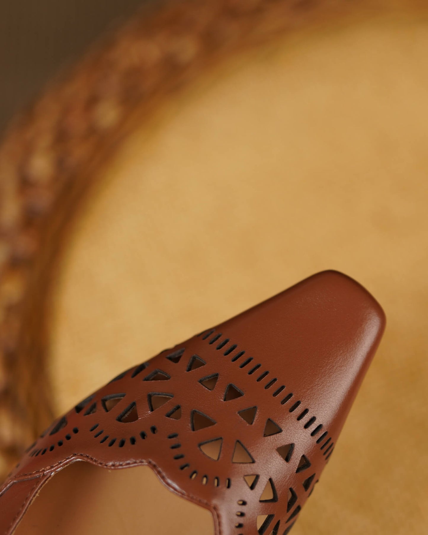 ledo-hollow-pumps-brown-3