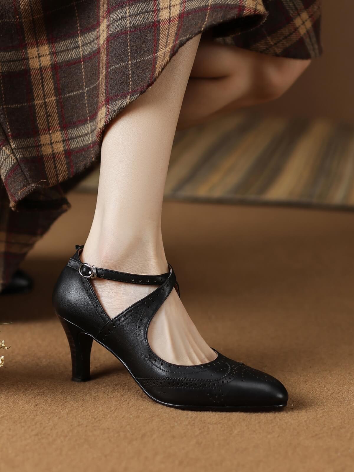 Codia-Black-Leather-Mary-Jane-Pumps-Model-2