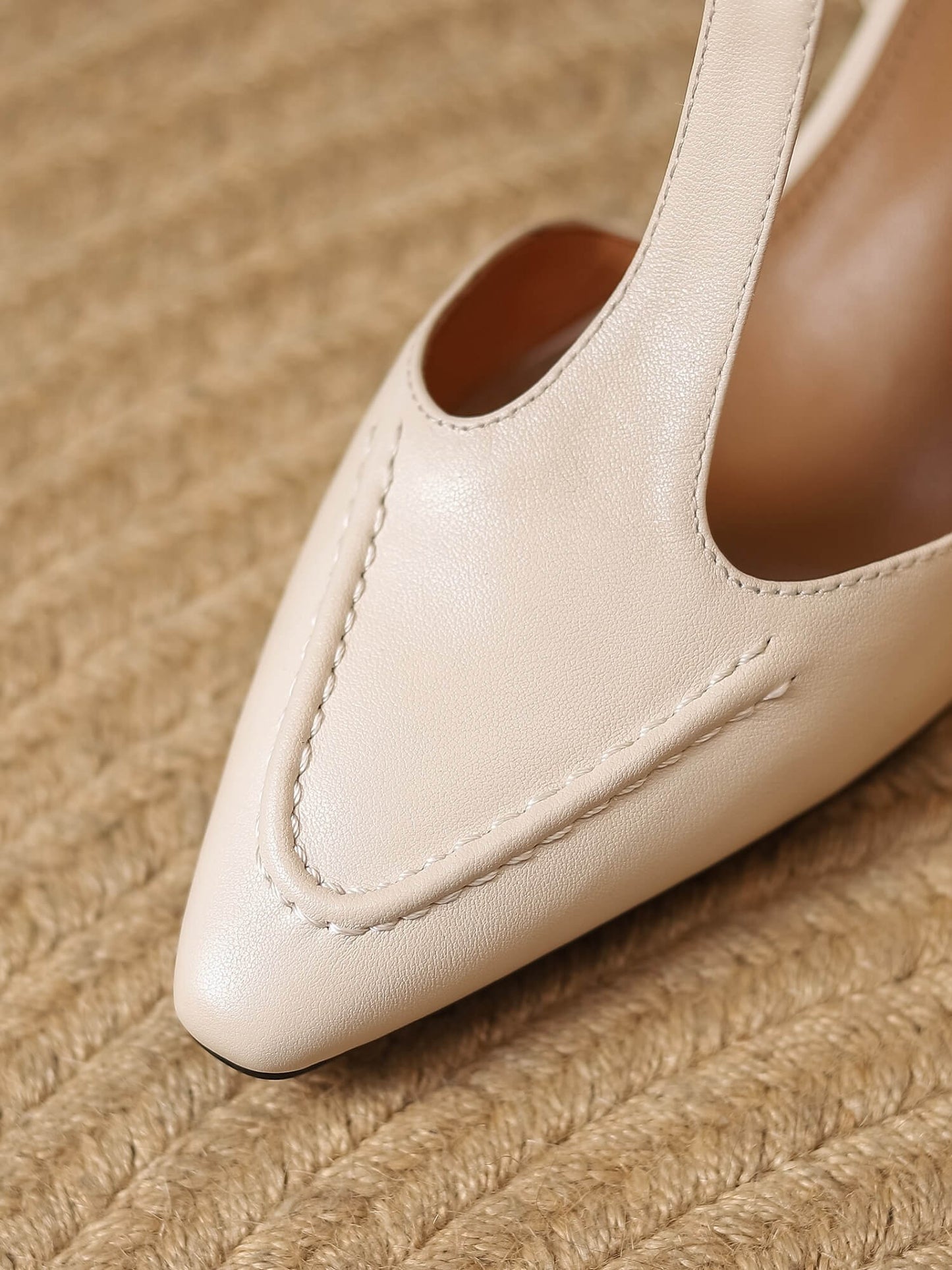 Loka-White-T-Strap-Leather-Pumps-2