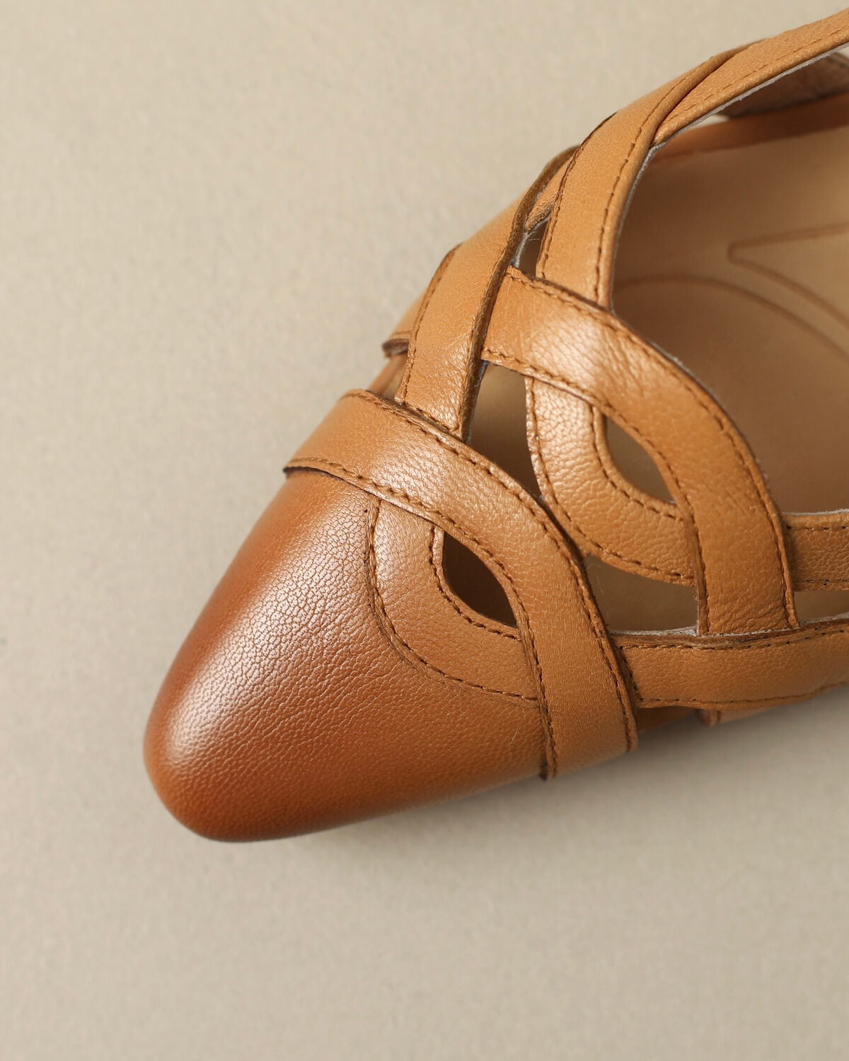 Moda-flat-leather-sandals-tan-2