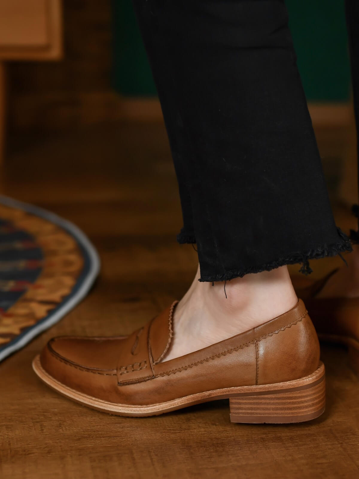 Para-Leather-Penny-Loafers-Model-1
