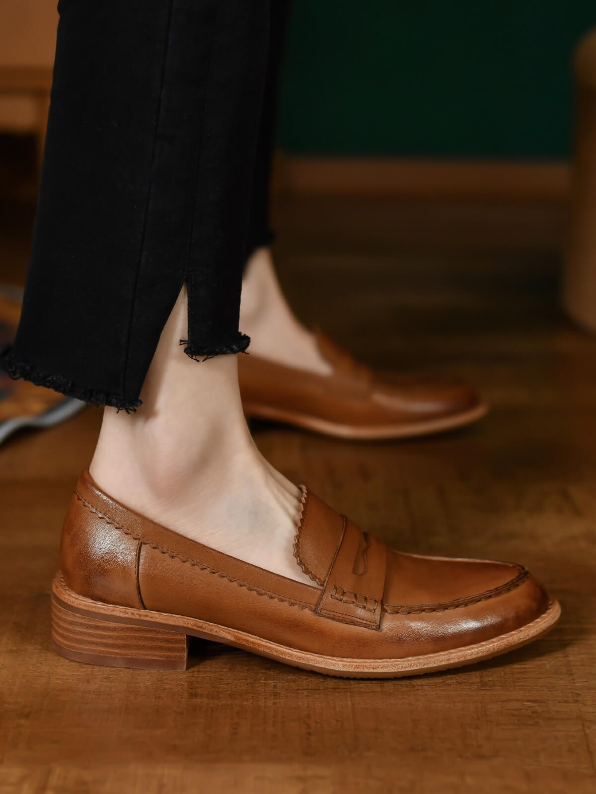 Para-Leather-Penny-Loafers-Model