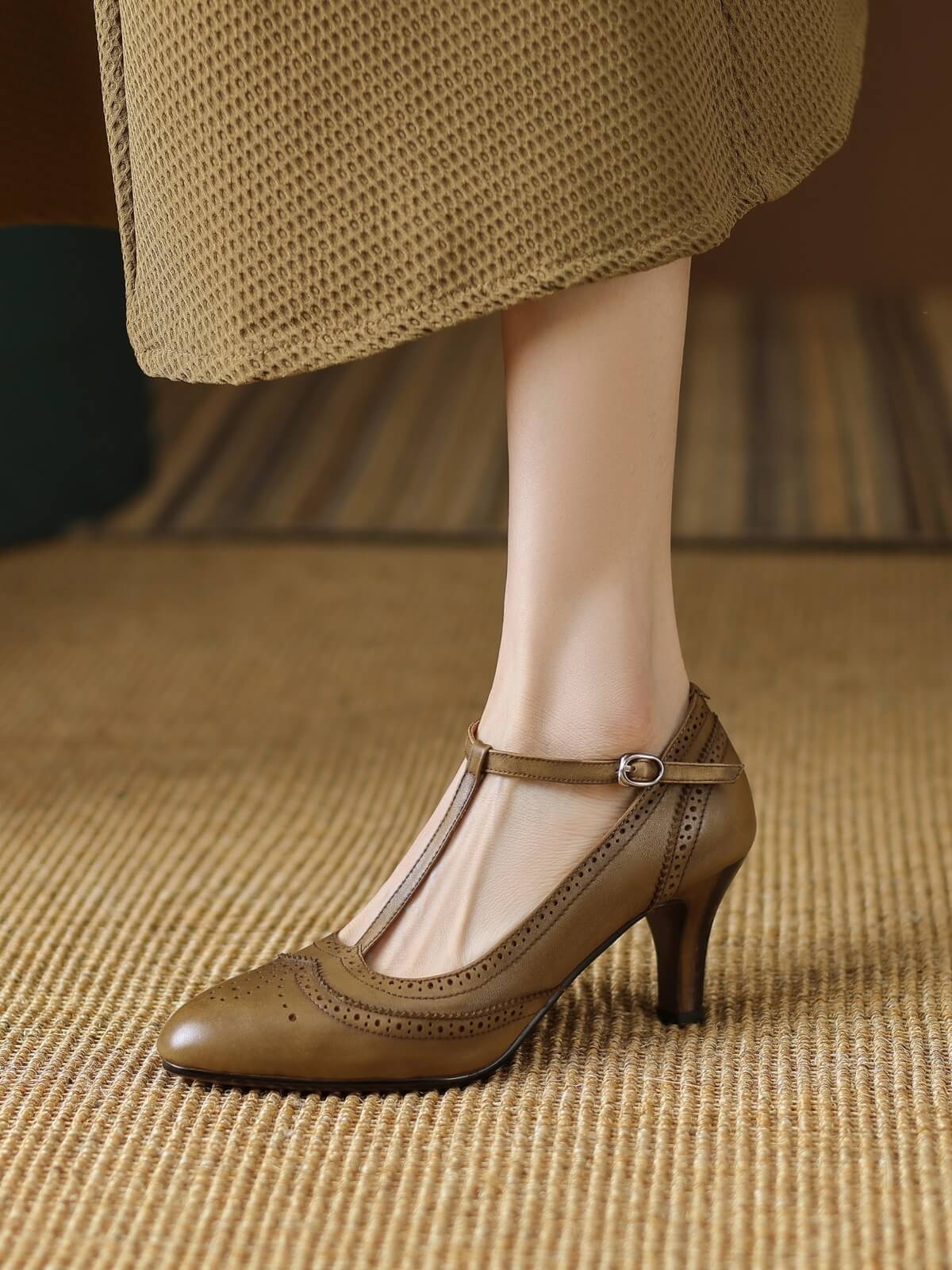 Stia-T-Strap-Khaki-Leather-Pumps-Model-1