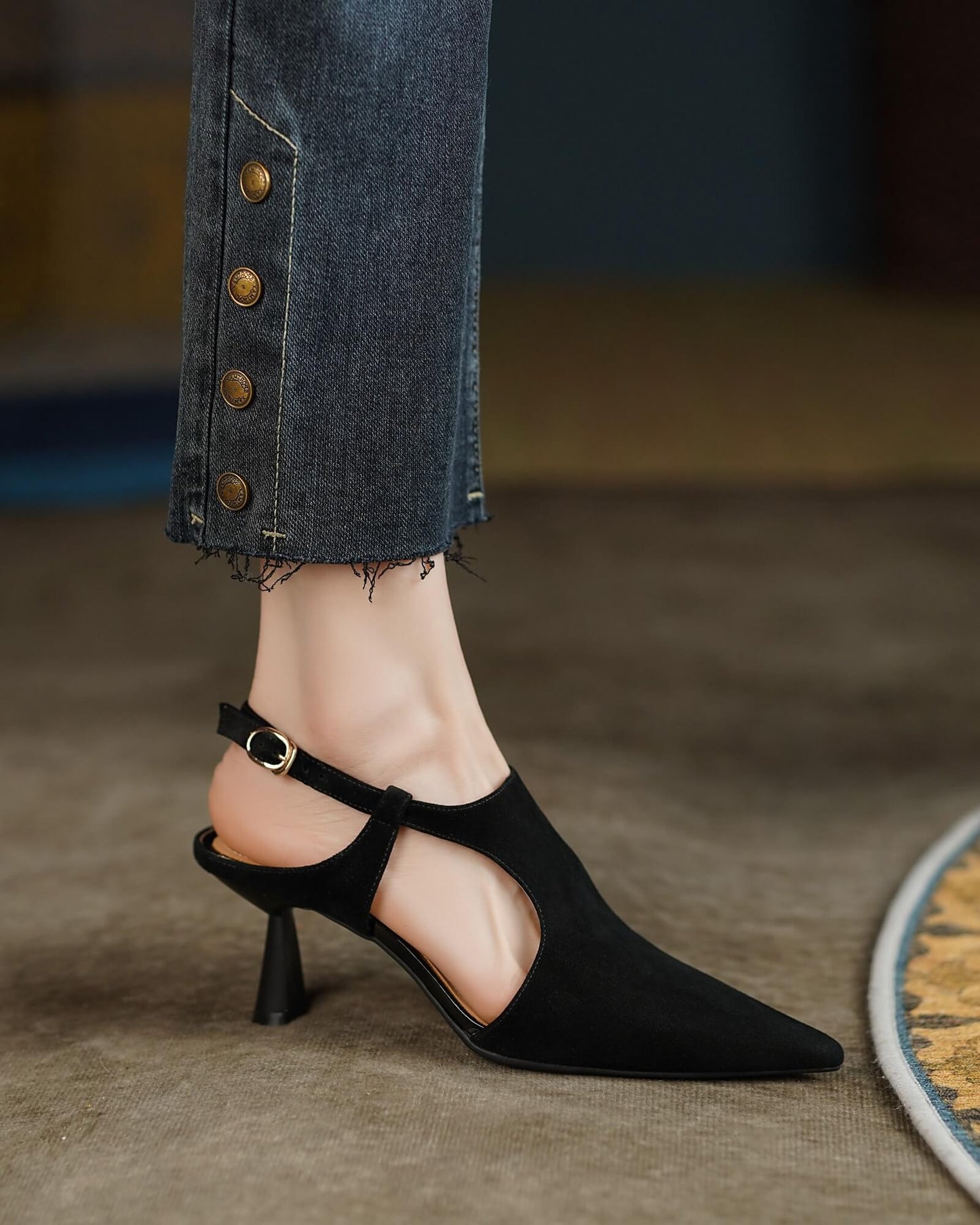 Viane-T-Strap-Black-Suede-Slingback-Model-1