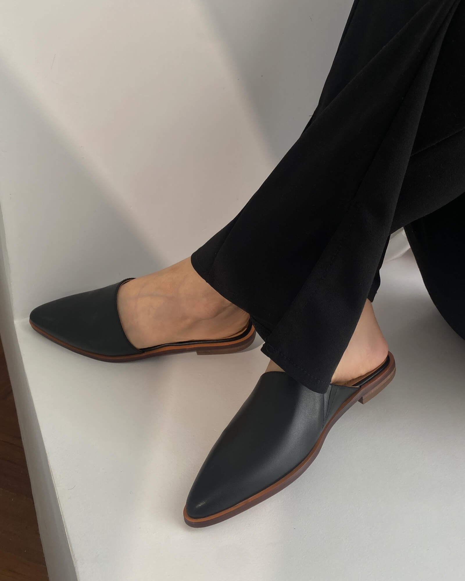 310 - Mules de cuero