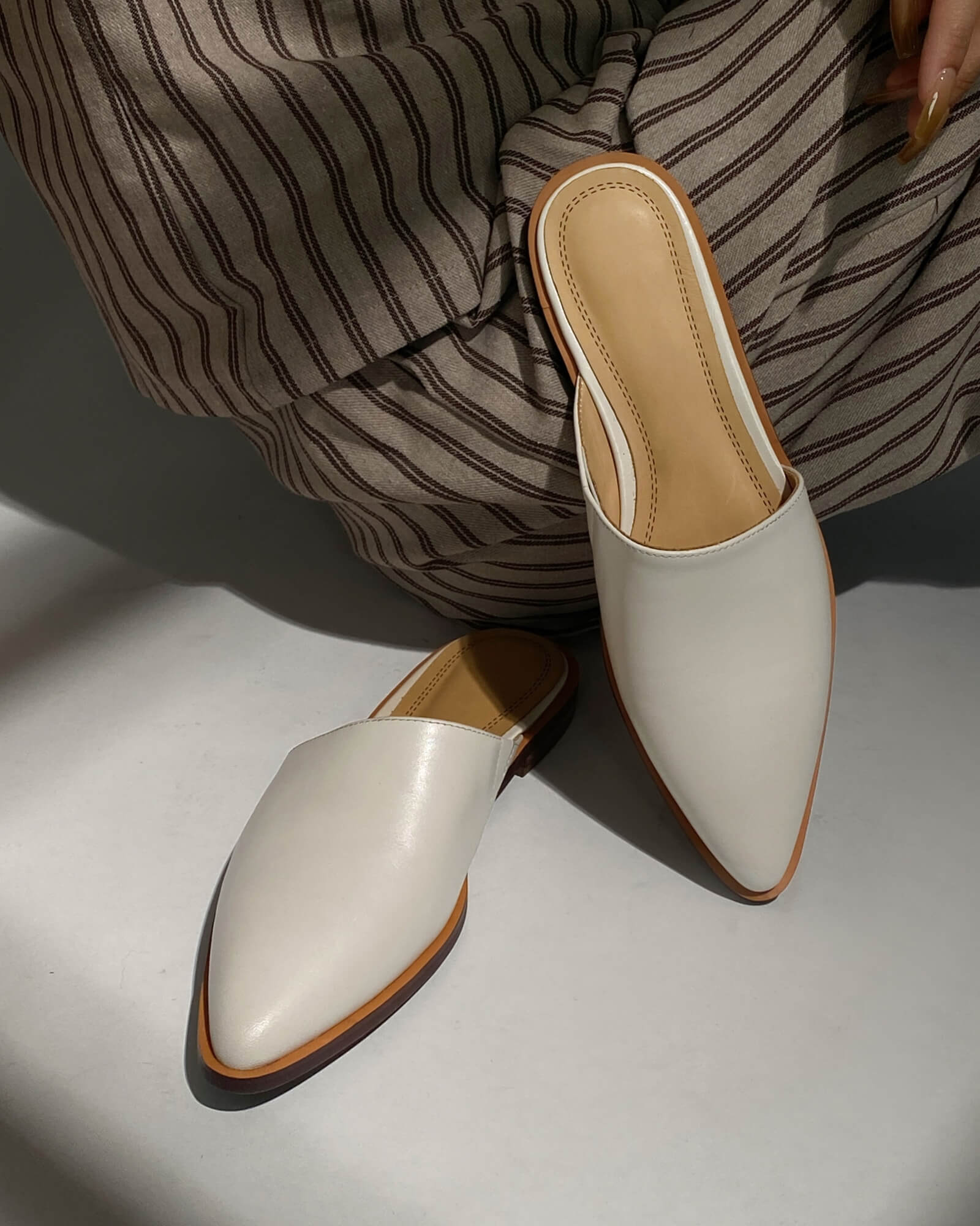 310 - Mules de cuero