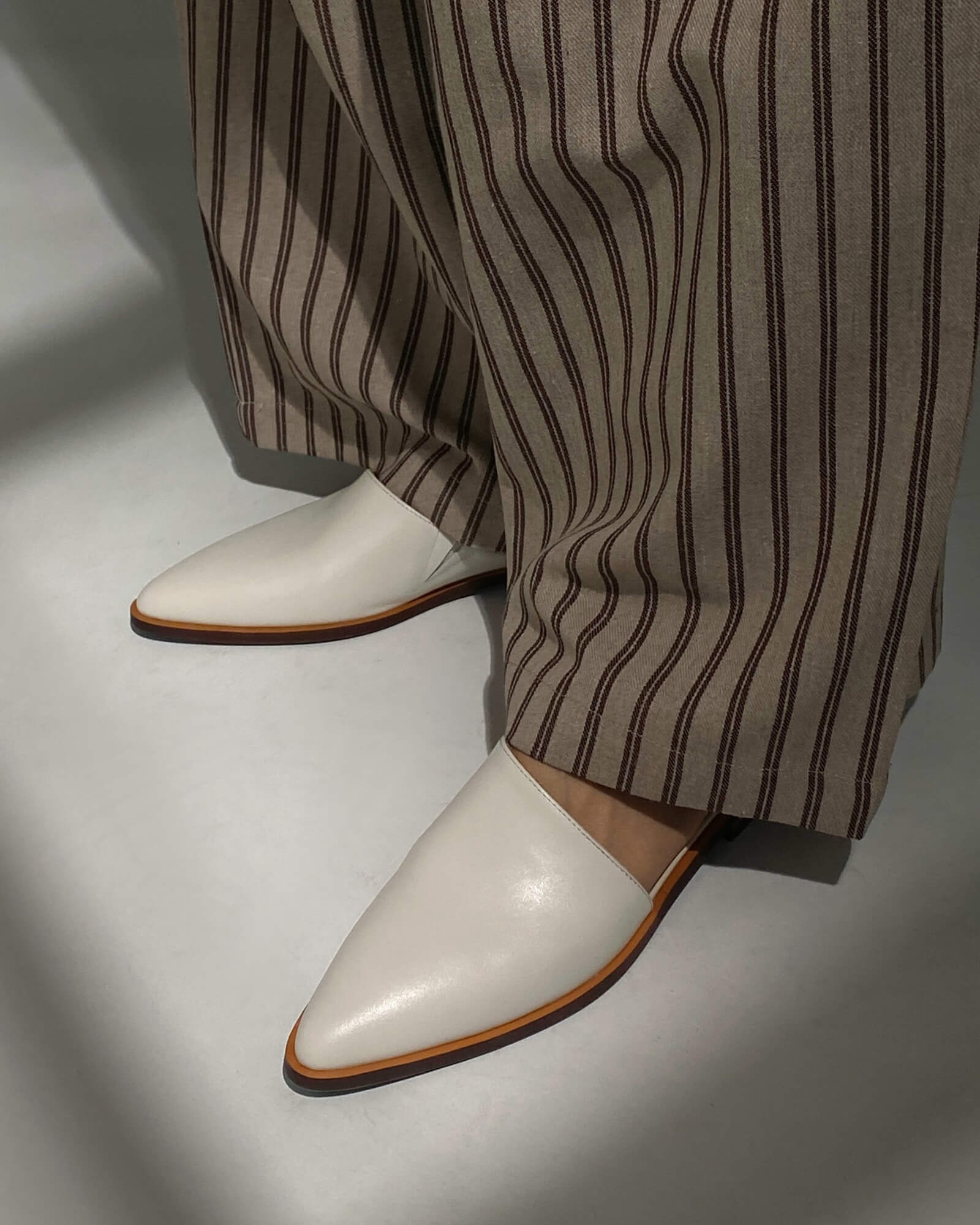 310 - Mules de cuero