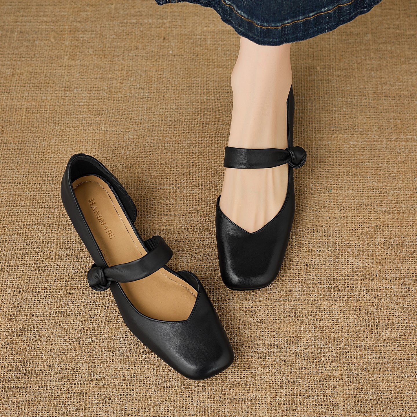 3121 - Square Toe Heels