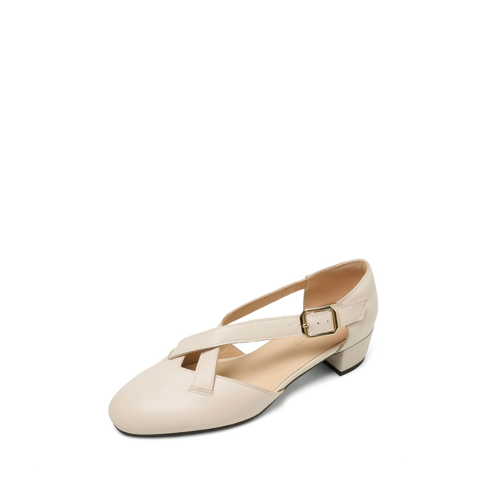 3128 - Pumps med Korsade Remmar
