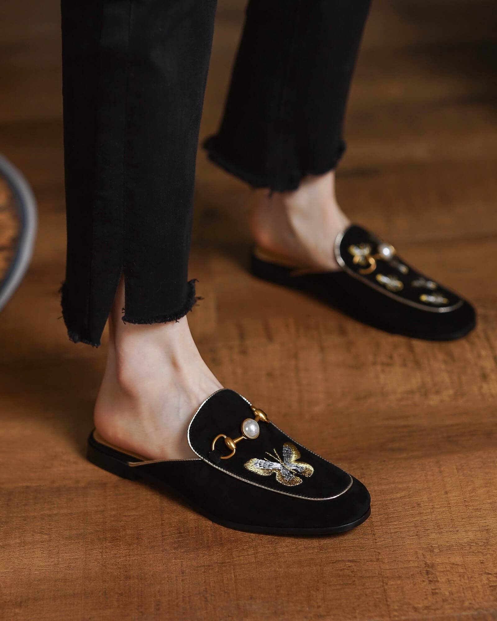 Coria-emborided-mules-3