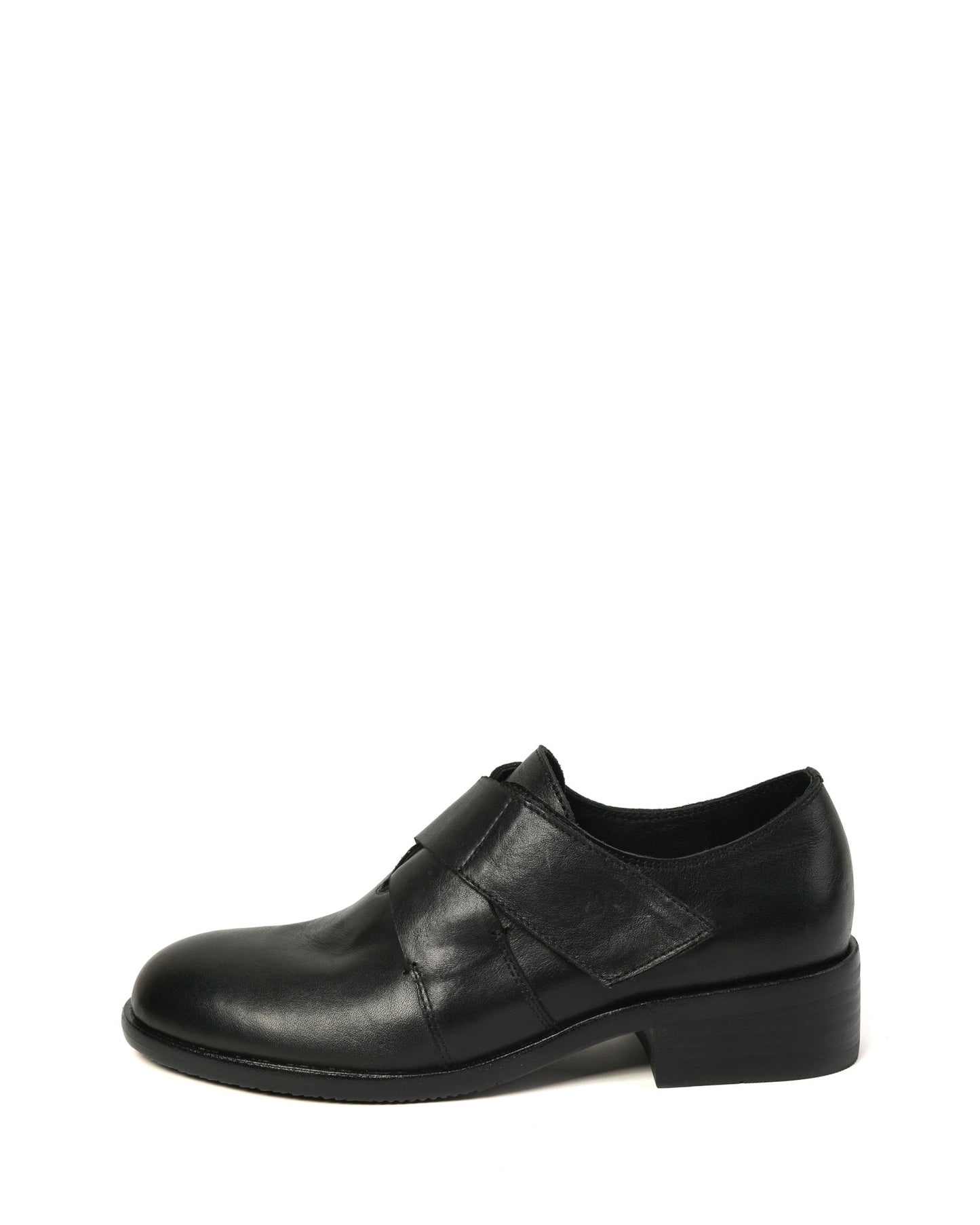 Ferio-black-leather-loafers-1