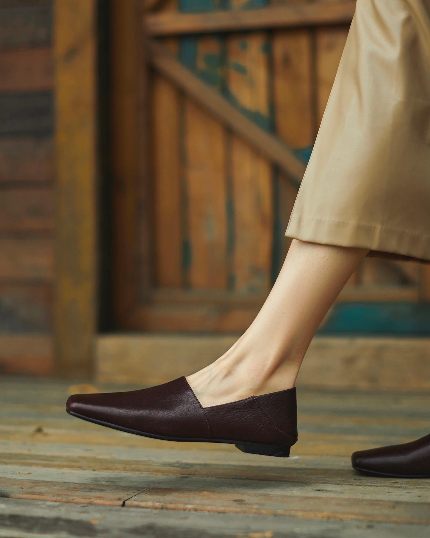 Fima-leather-loafers-brown-model
