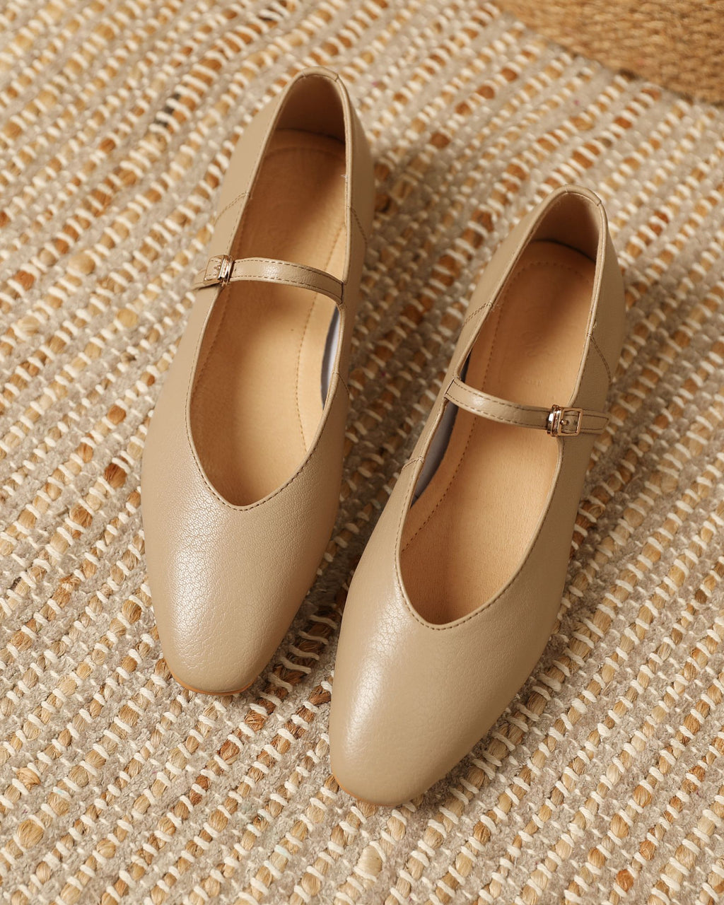 Kaina - Bailarinas de piel de cordero