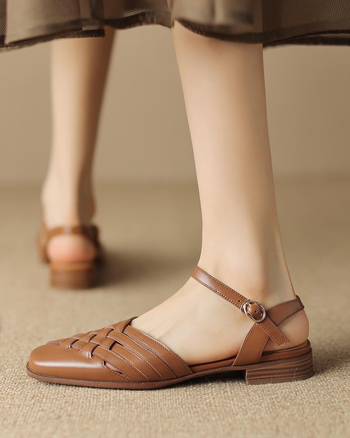 Kolar-woven-leather-sandals-brown-model