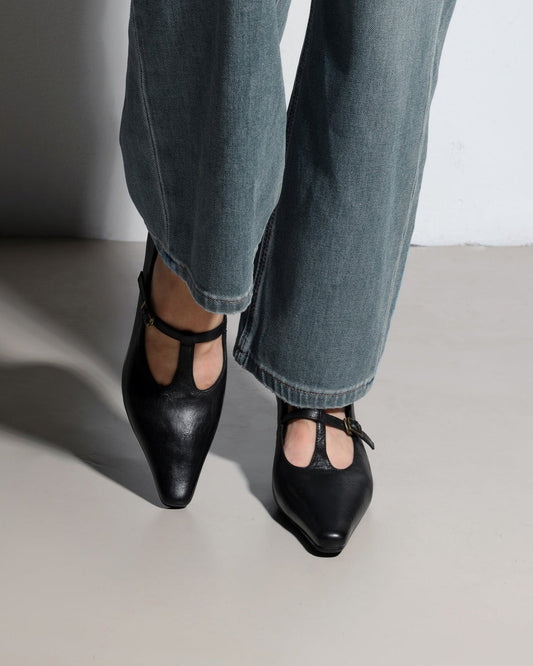 Latur - T Strap Pumps