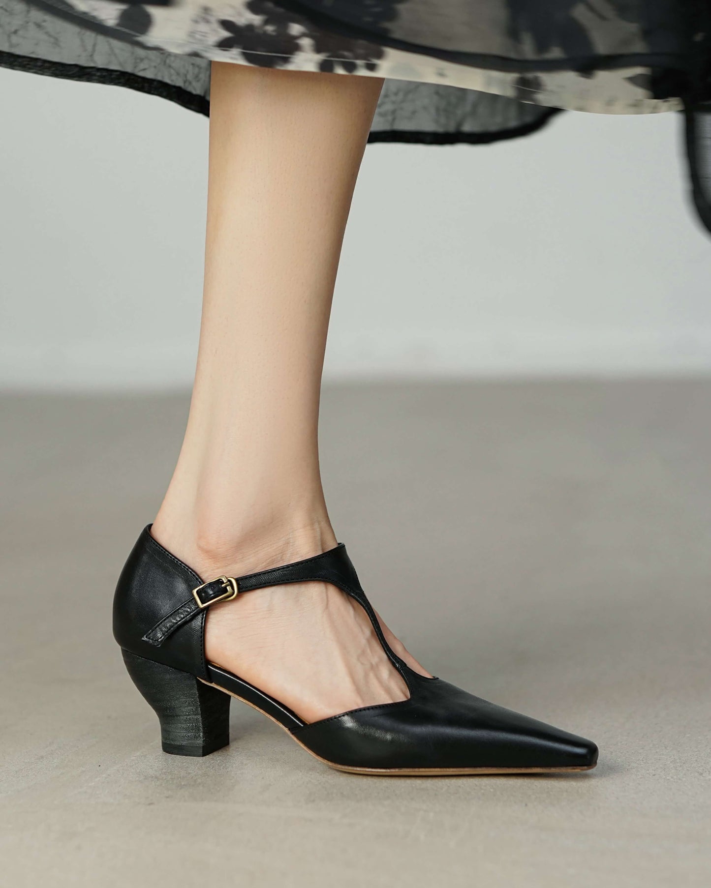 Latur - T Strap Pumps (Leather Sole)