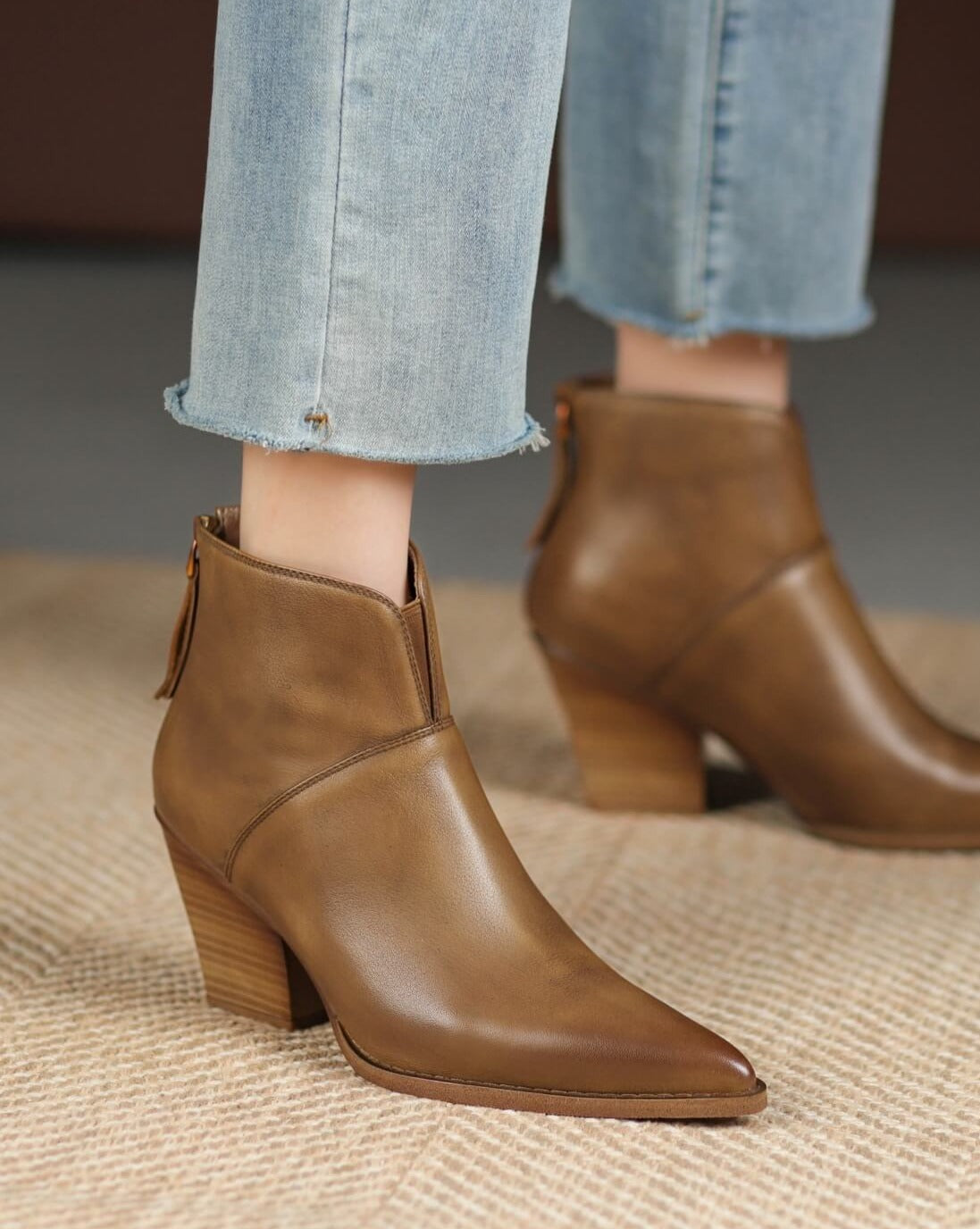 Meru-western-boots-brown-leather-model-2
