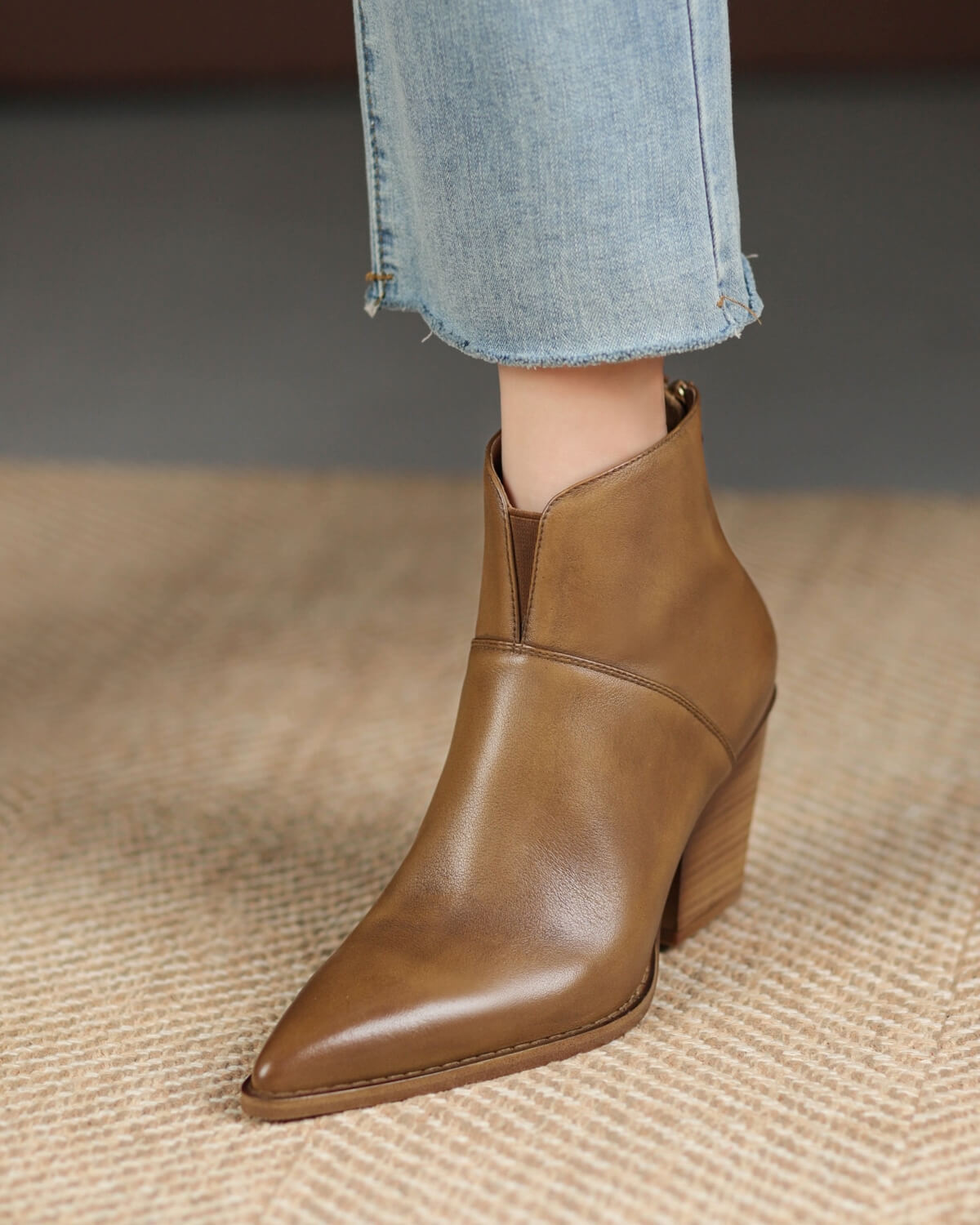 Meru-western-boots-brown-leather-model