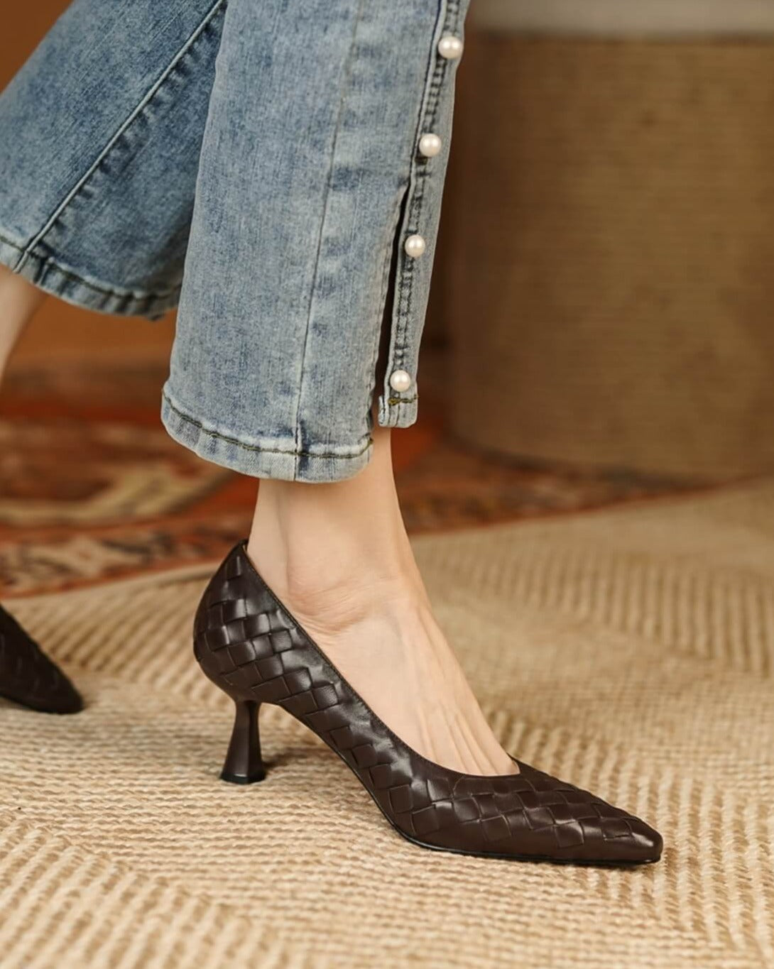 Misora-lambskin-woven-heels-brown-model-3