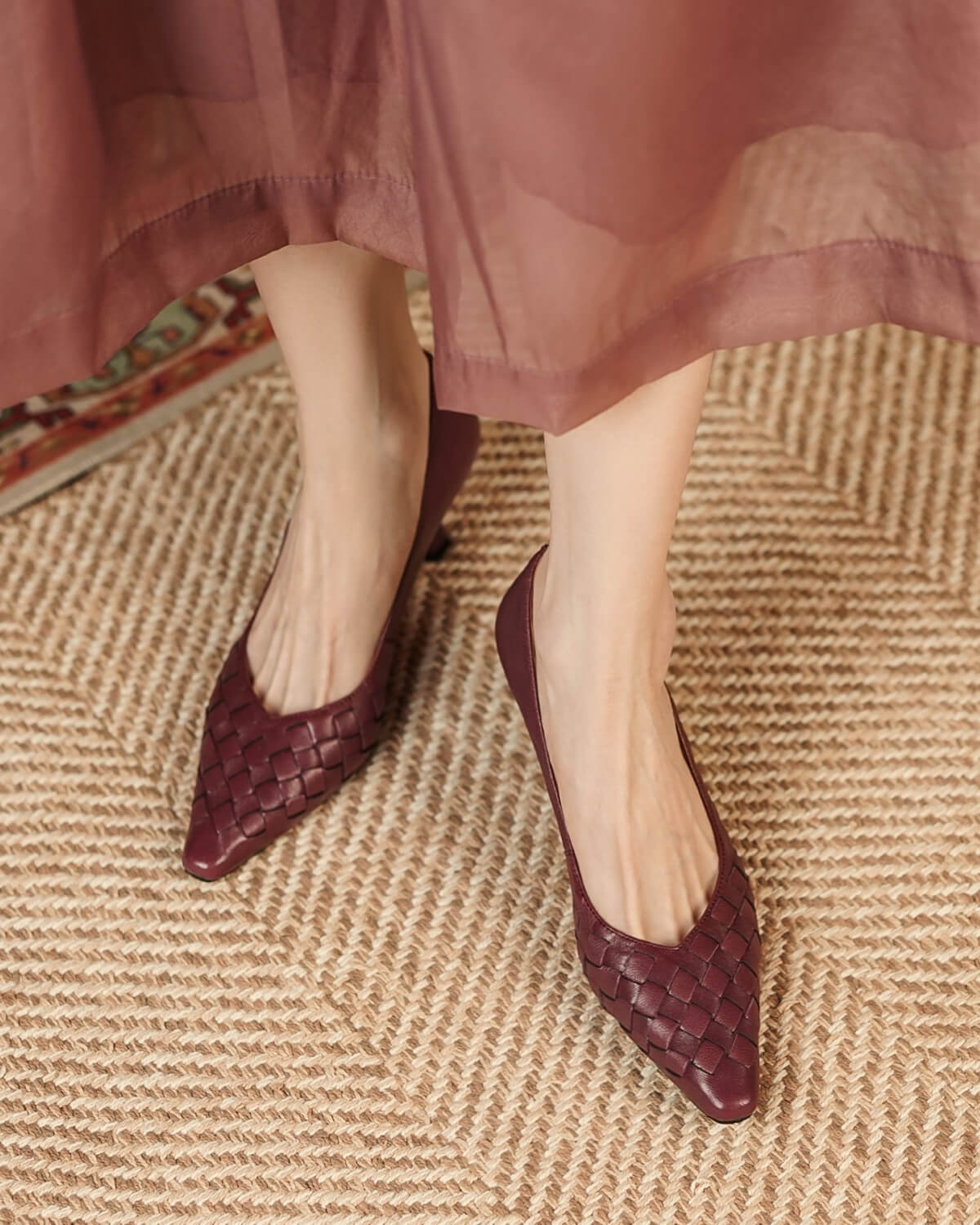 Misora-lambskin-woven-heels-red-model-1