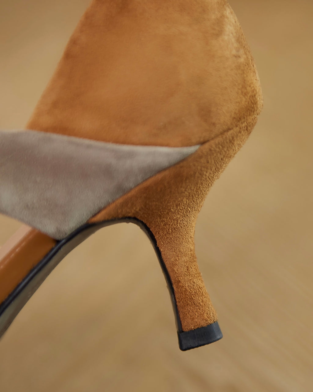 Nifee-contrast-color-pumps-brown-4