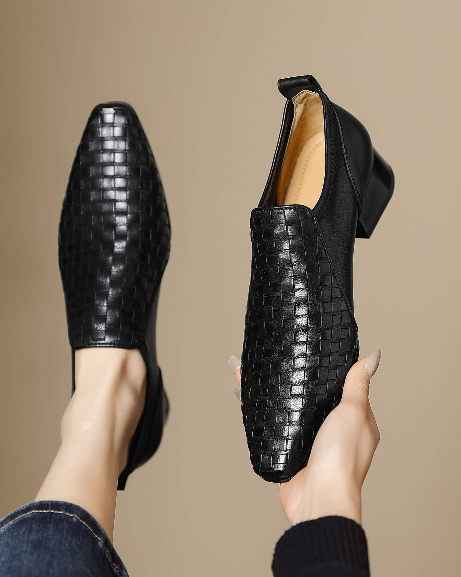 Pala-woven-loafers-model-3