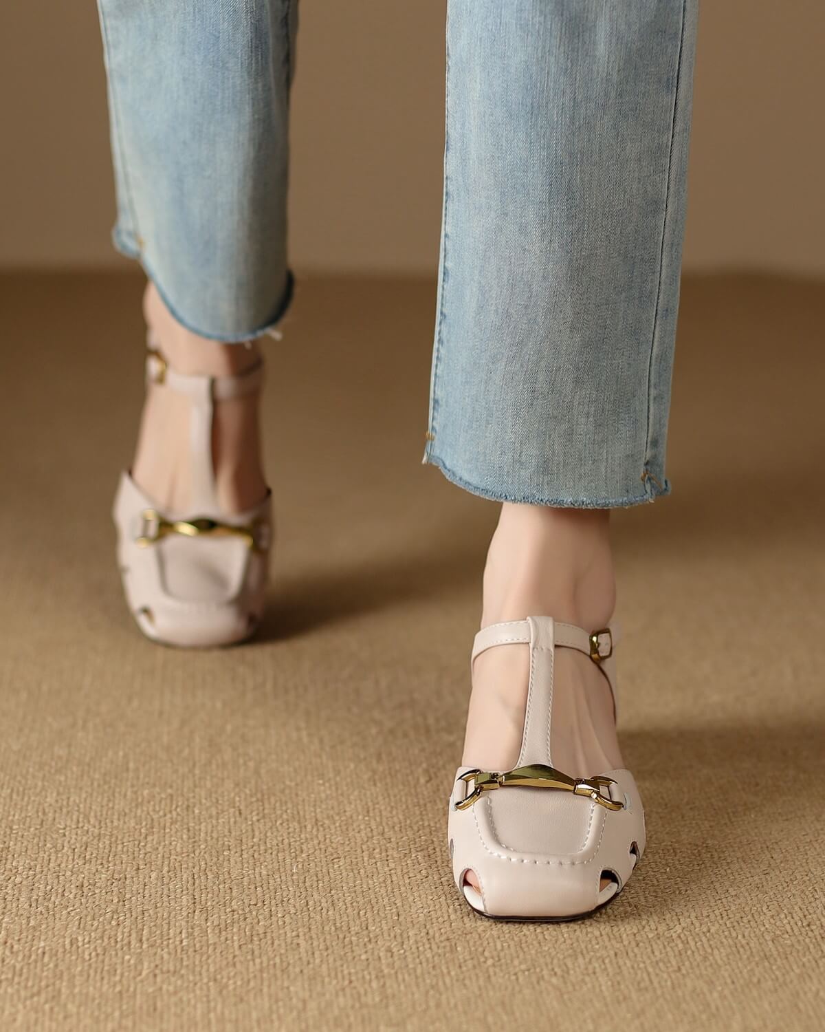 Pelo-t-strap-sandals-white-model-1