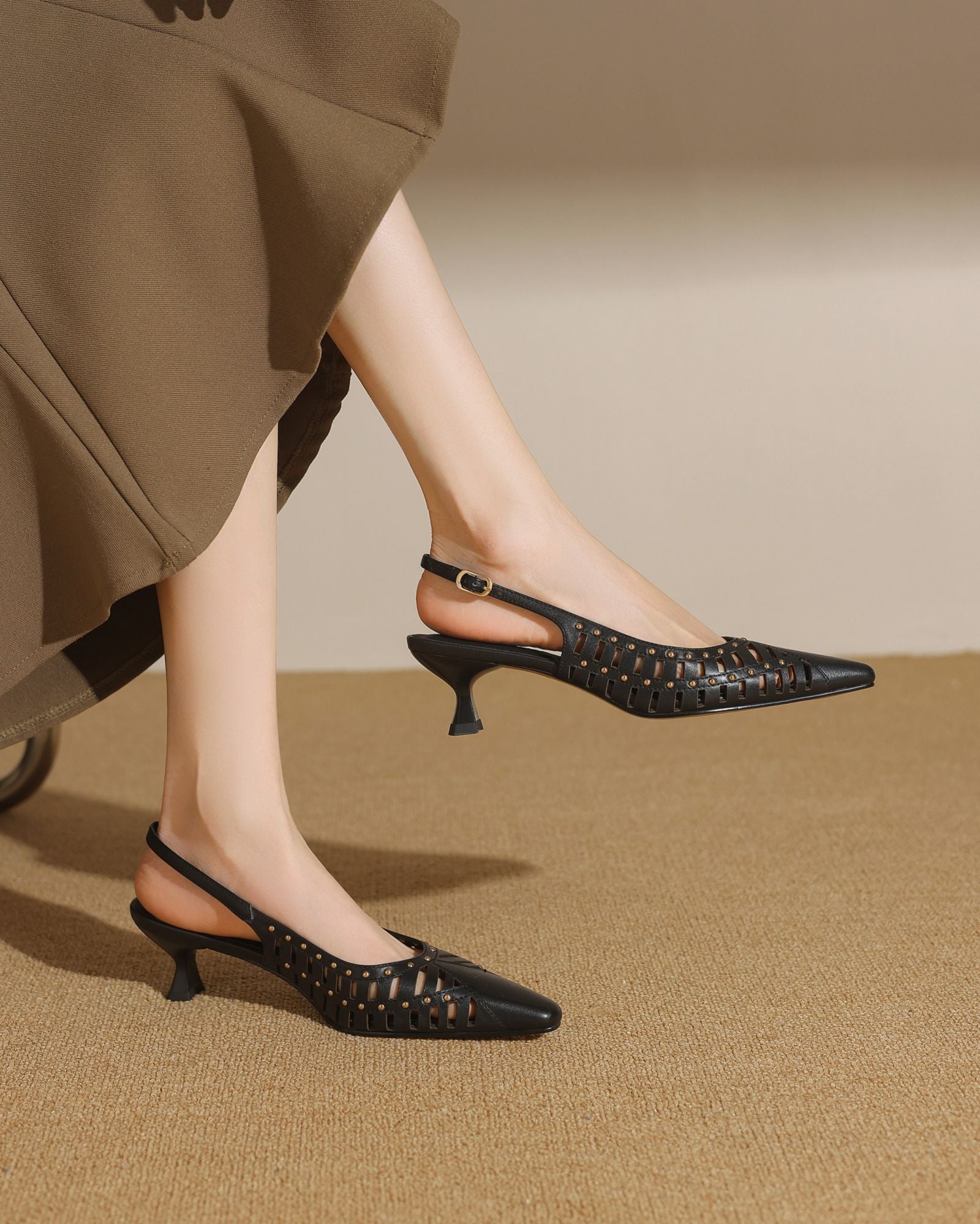Siva - Slingback con tachuelas