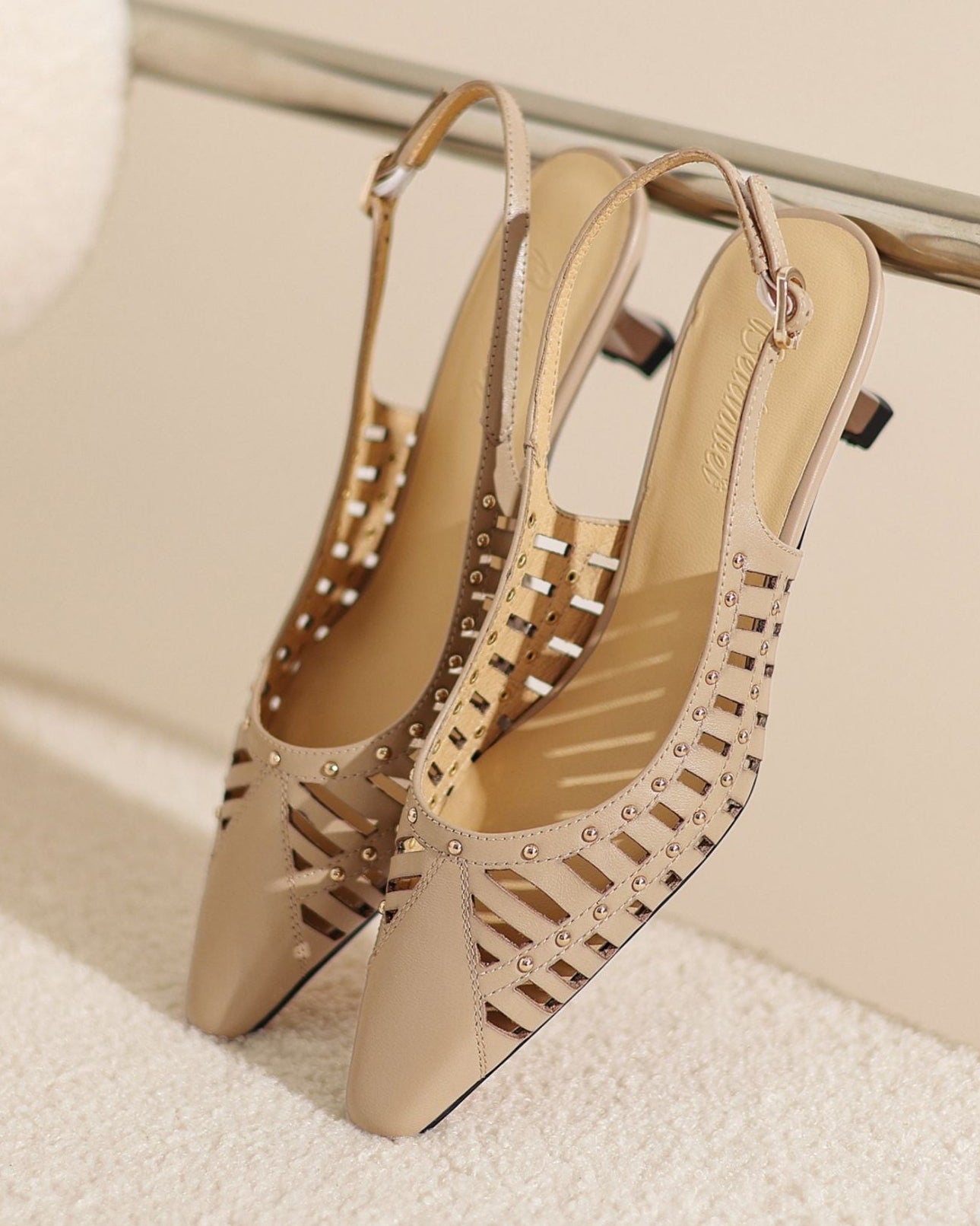 Siva - Slingback con tachuelas