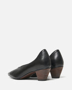 Vadi - Leather Pumps