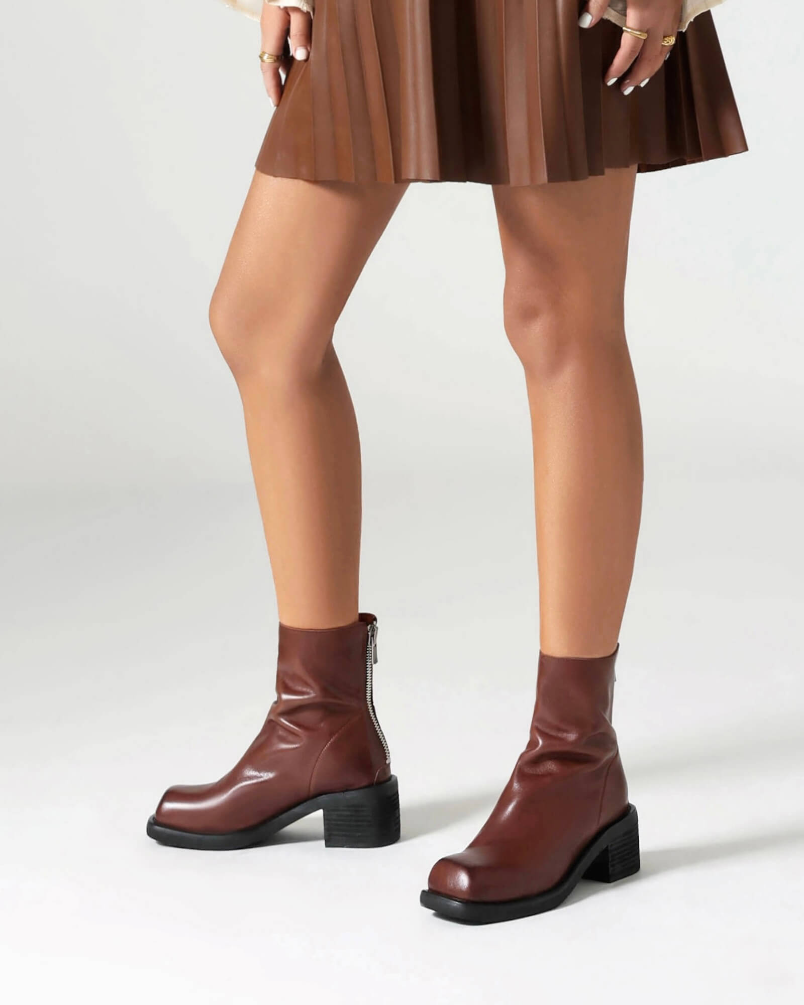 Vefa-Square-Toe-Brown-Leather-Boots-model-5