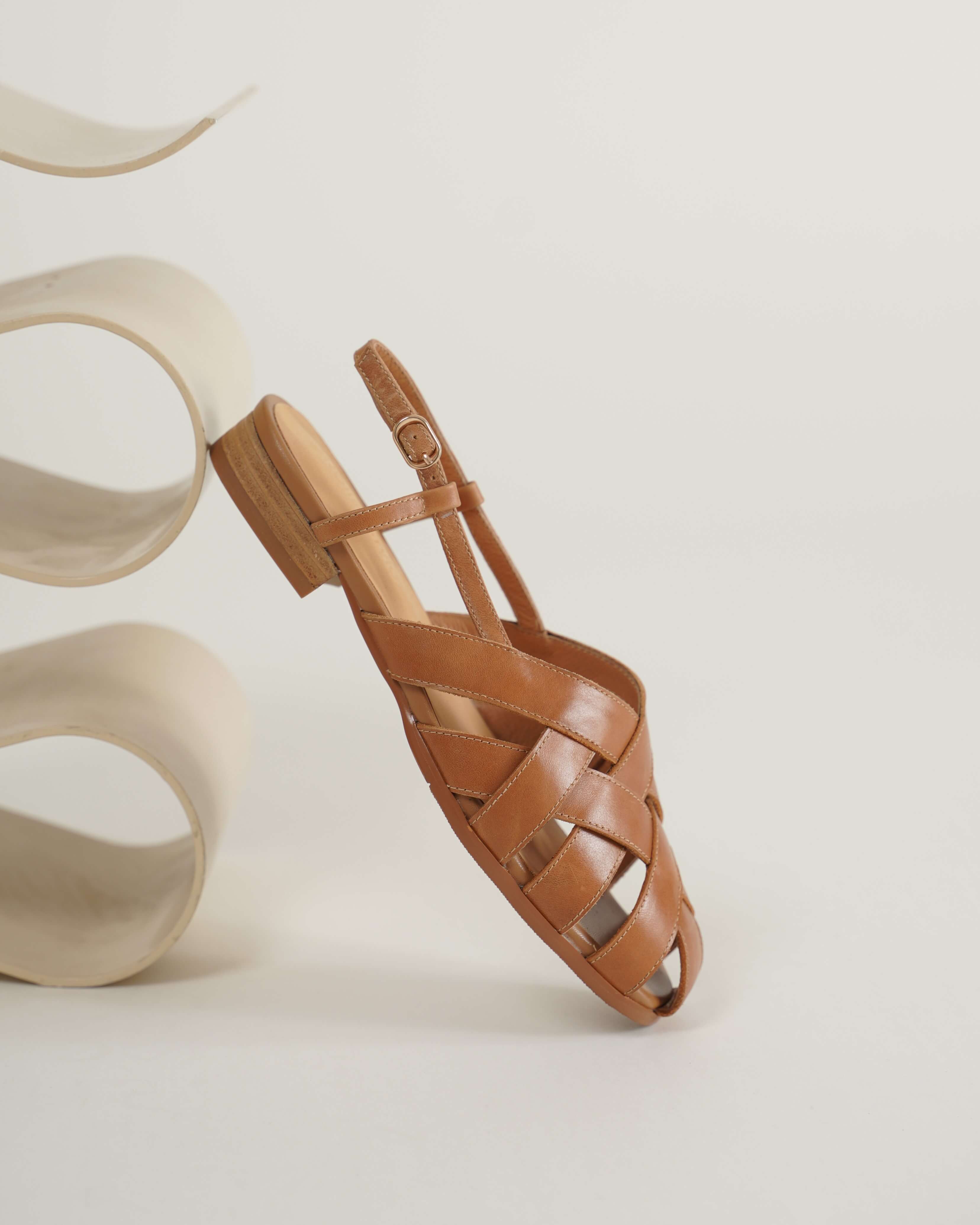 Velda - Flat Leather Sandals