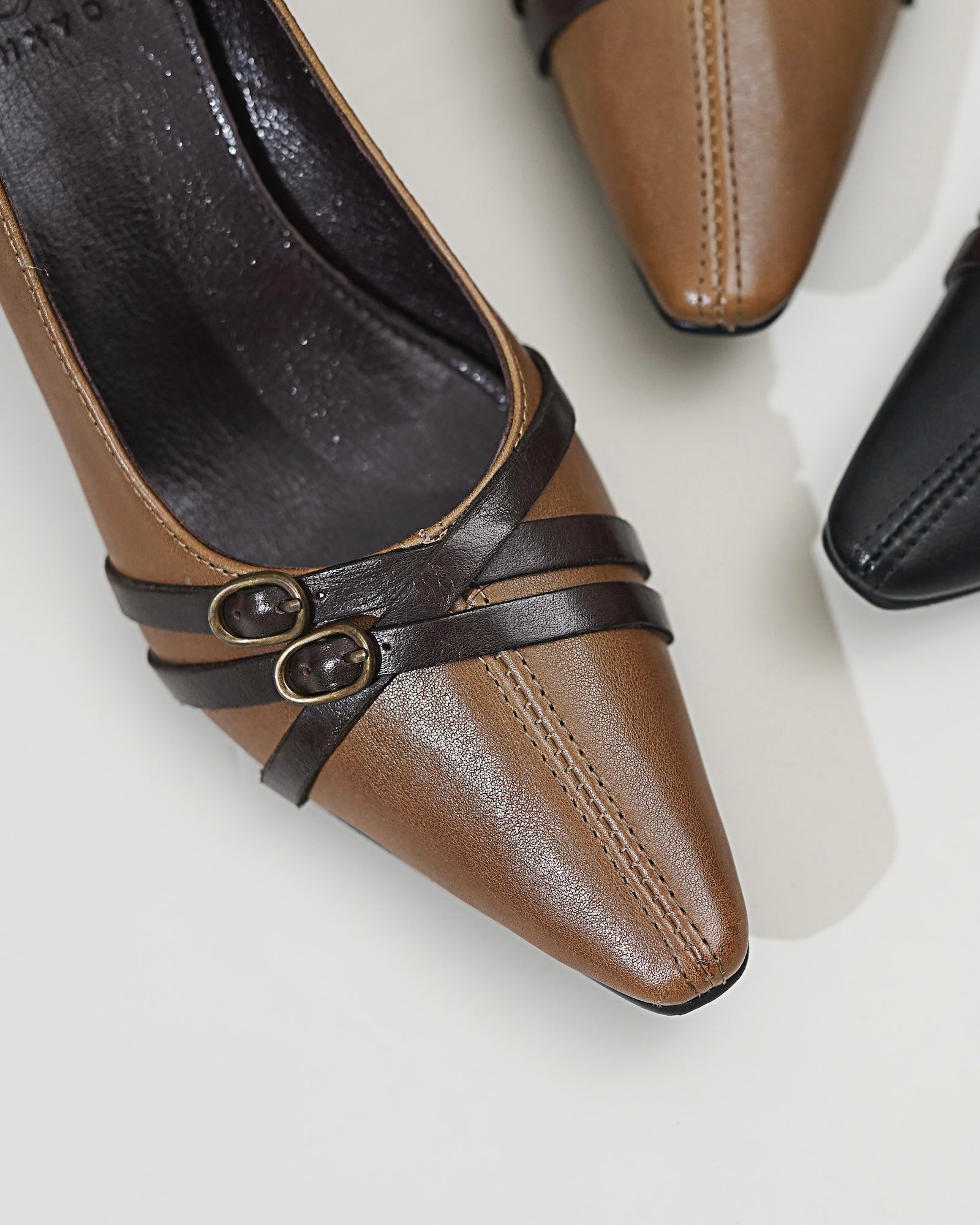 Vien - Zapatos con hebilla