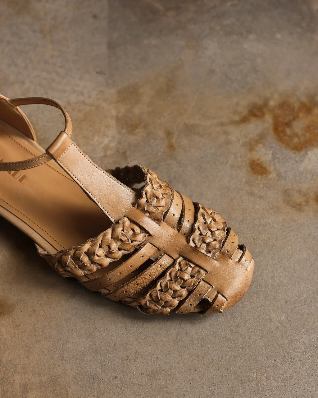 Ami - Woven Sandals
